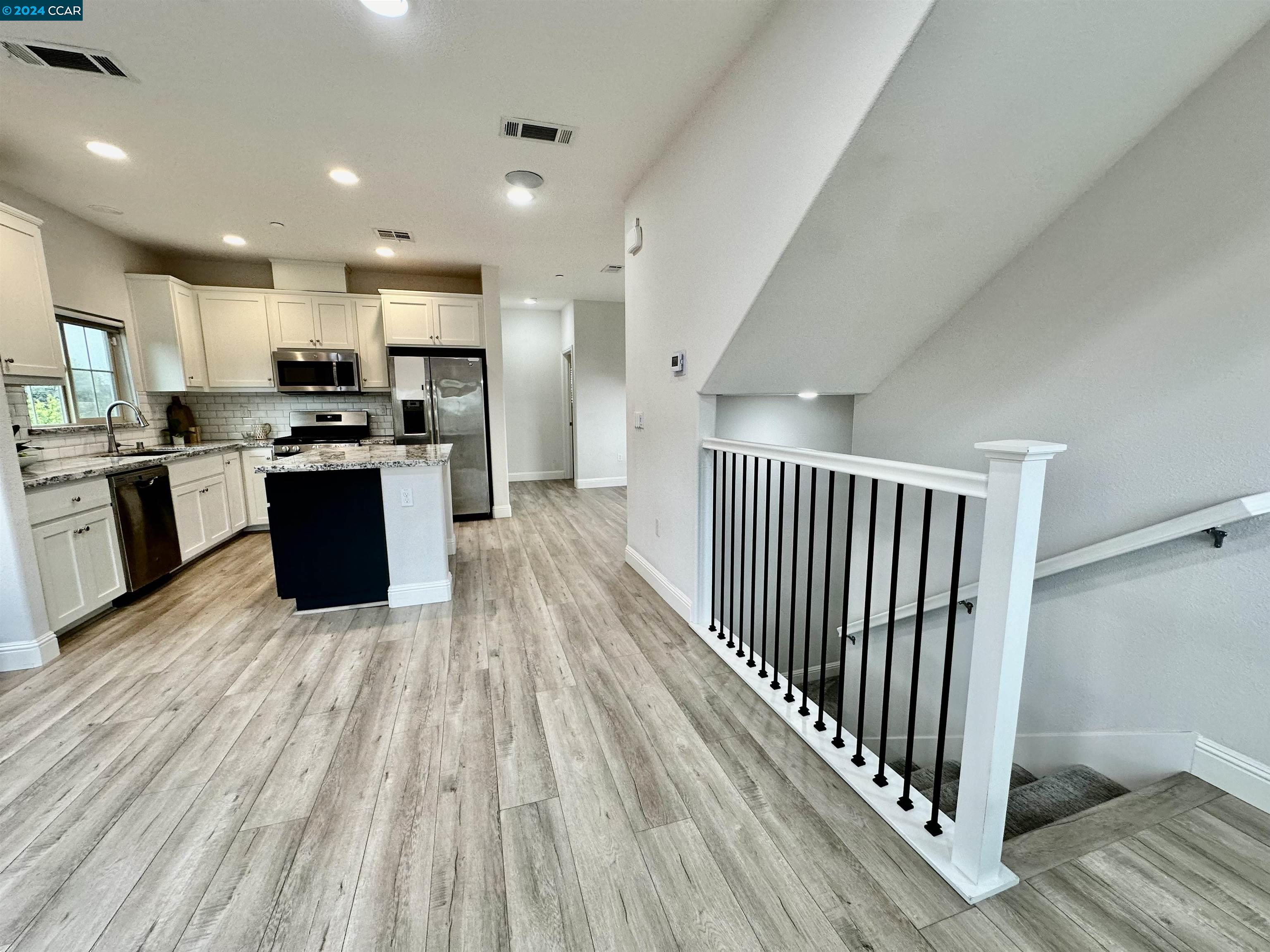Photo #5: 41078154 Listing 