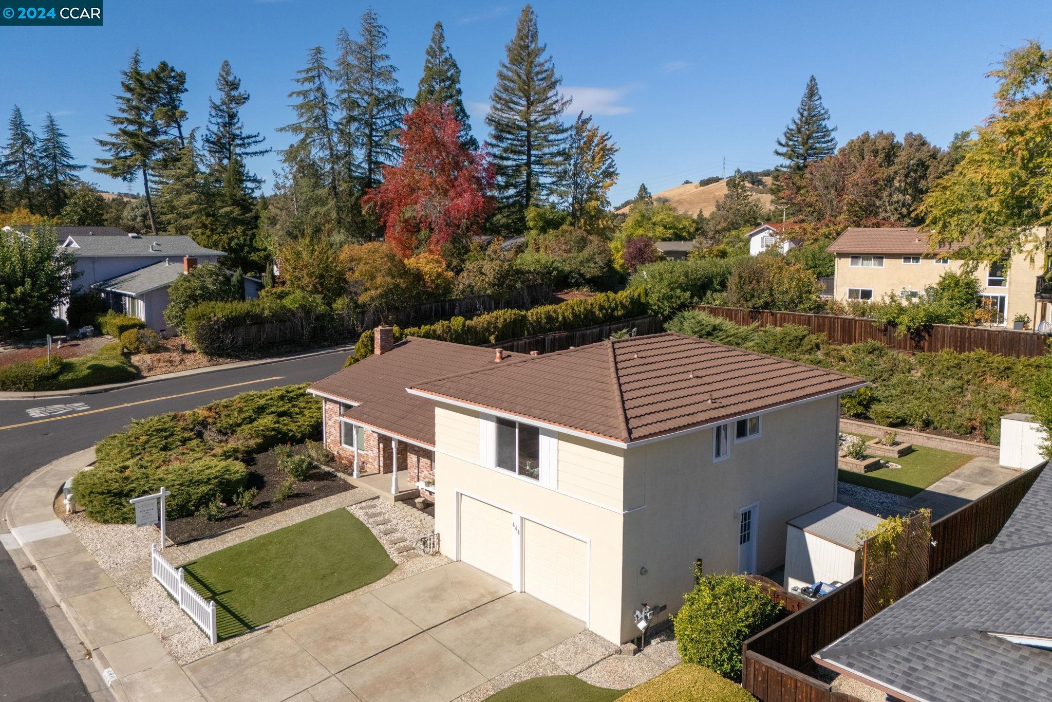 Detail Gallery Image 40 of 46 For 444 Donegal Way, Lafayette,  CA 94549 - 4 Beds | 2/1 Baths