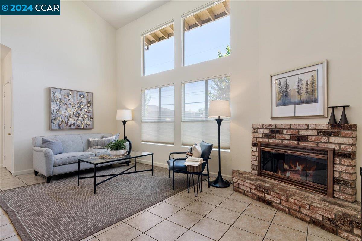 Photo #3: 41078219 Listing 