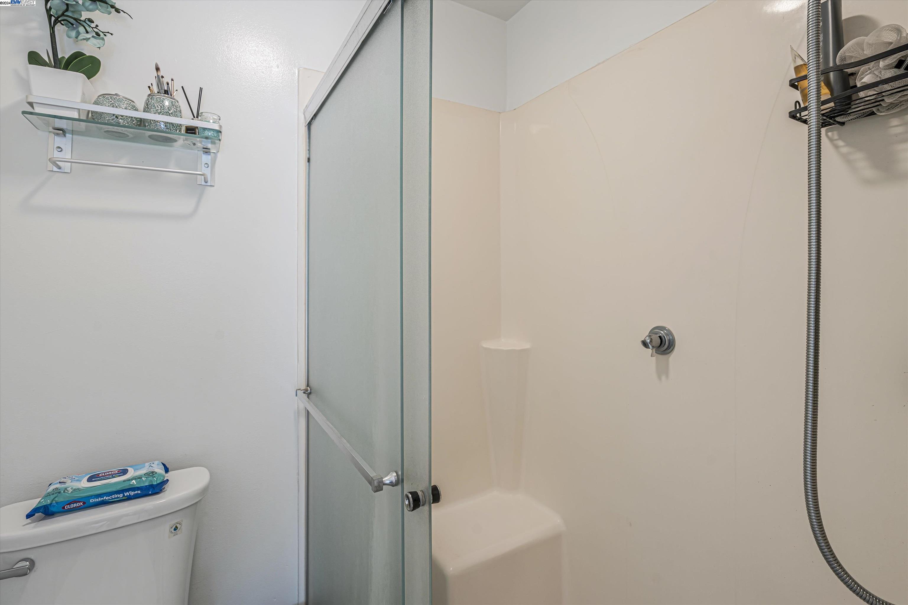 Detail Gallery Image 18 of 29 For 235 Kathy Ellen Dr, Vallejo,  CA 94591 - 2 Beds | 2/1 Baths