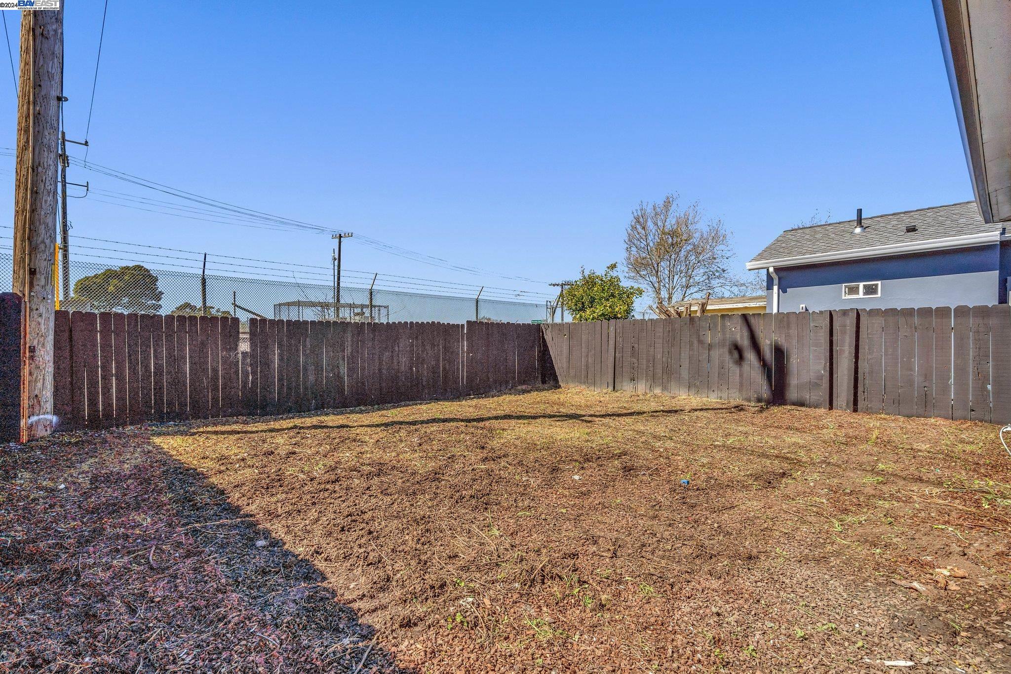 Detail Gallery Image 34 of 48 For 1631 Monterey St, Richmond,  CA 94804 - 2 Beds | 1 Baths