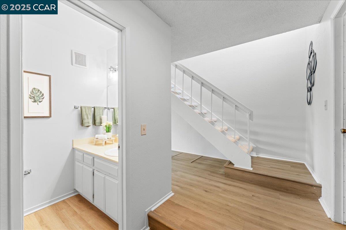 Photo #3: 41078308 Listing 