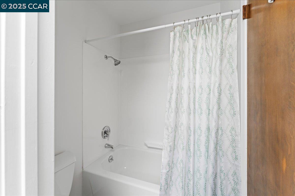 Detail Gallery Image 26 of 34 For 74 Villa Dr, San Pablo,  CA 94806 - 3 Beds | 1/1 Baths