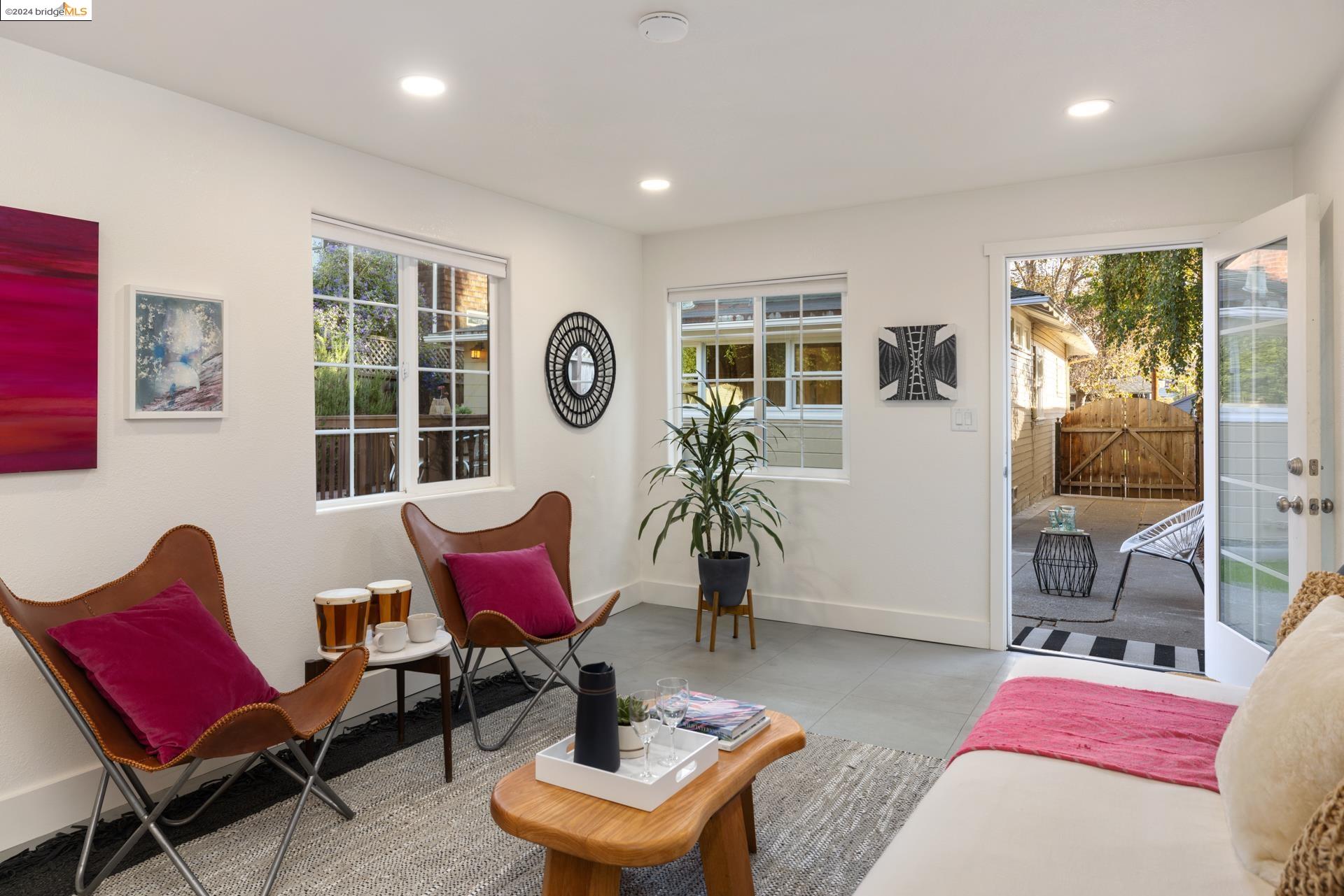 Detail Gallery Image 30 of 31 For 5528 Kales Ave, Oakland,  CA 94618 - 2 Beds | 1 Baths