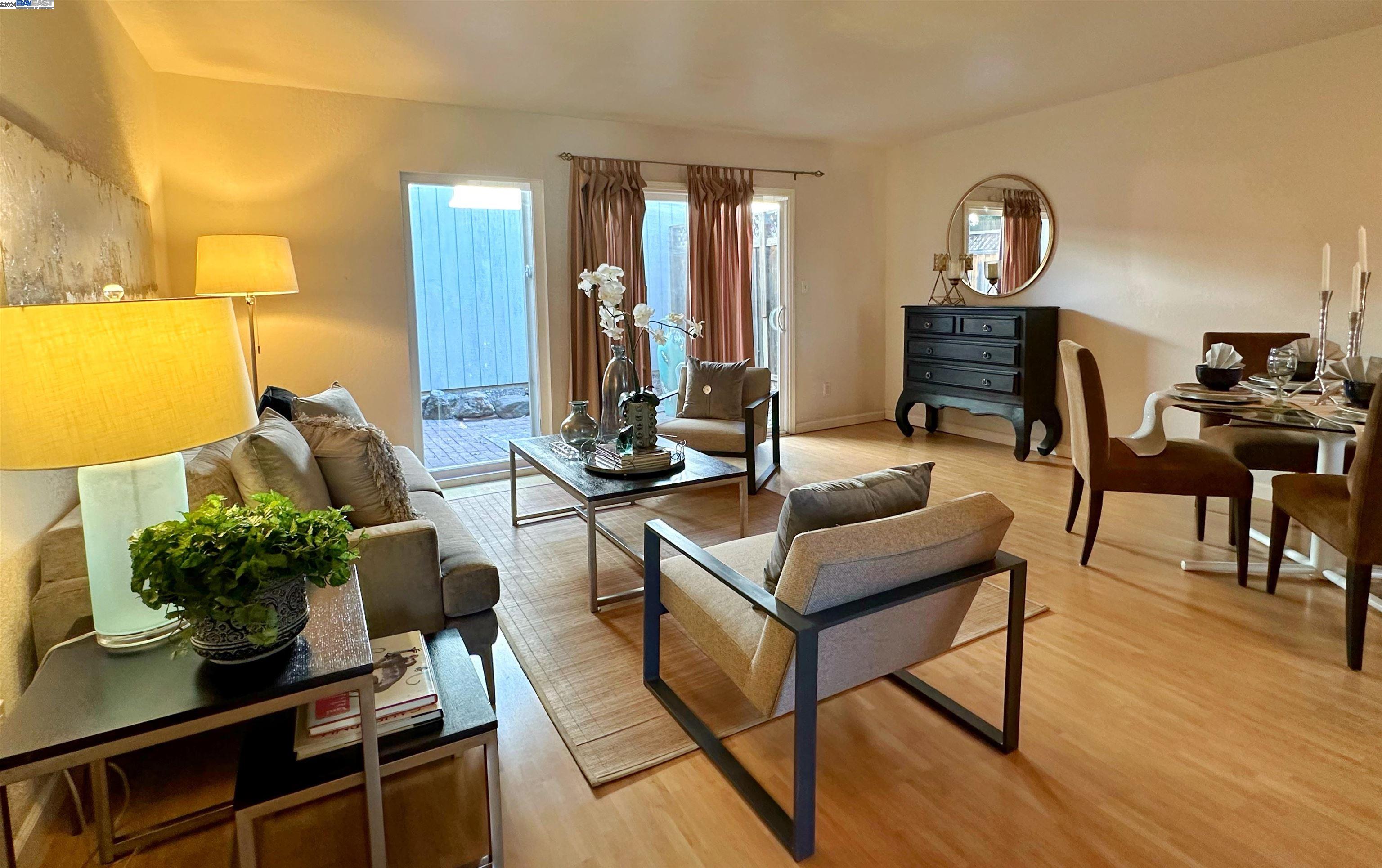 Photo #2: 41078392 Listing 