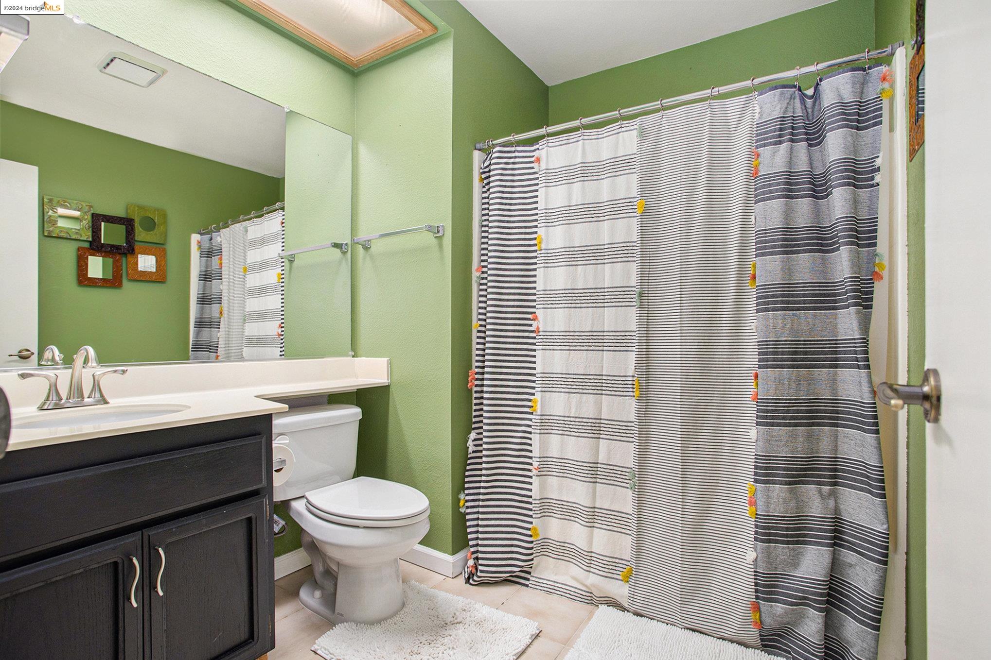 Detail Gallery Image 28 of 42 For 4621 Shannondale Dr, Antioch,  CA 94531 - 4 Beds | 2/1 Baths