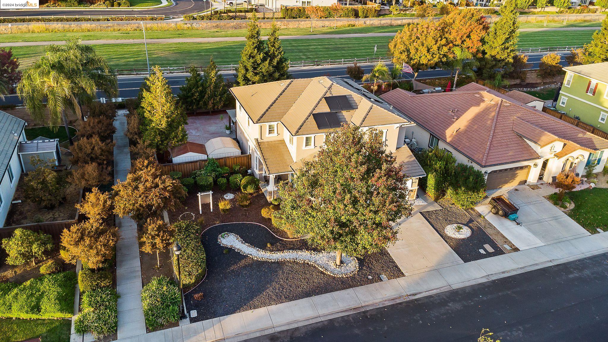 Detail Gallery Image 1 of 1 For 1121 Lavender Dr, Brentwood,  CA 94513 - 4 Beds | 2/1 Baths