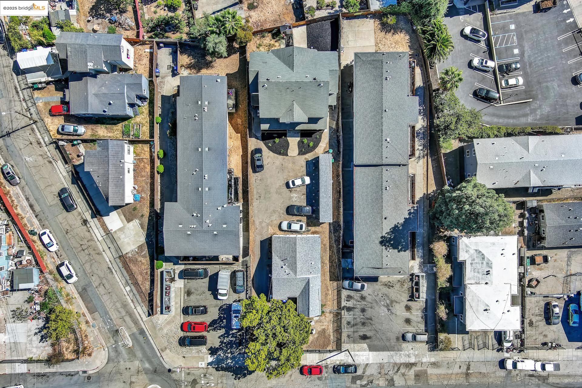 Detail Gallery Image 5 of 5 For 3340 72nd Ave, Oakland,  CA 94605 - – Beds | – Baths