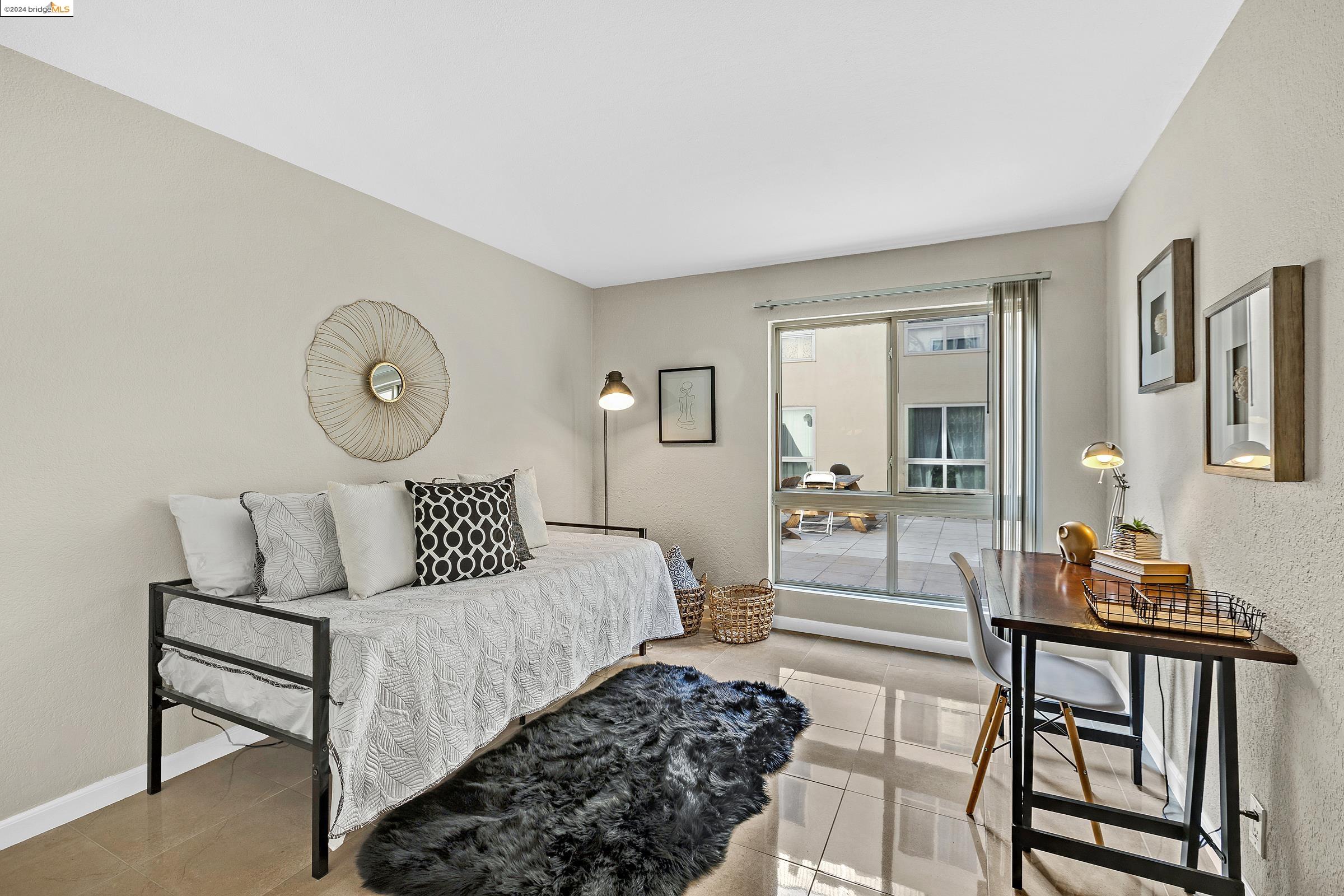 Detail Gallery Image 13 of 34 For 66 Fairmount Ave #218,  Oakland,  CA 94611 - 2 Beds | 2 Baths