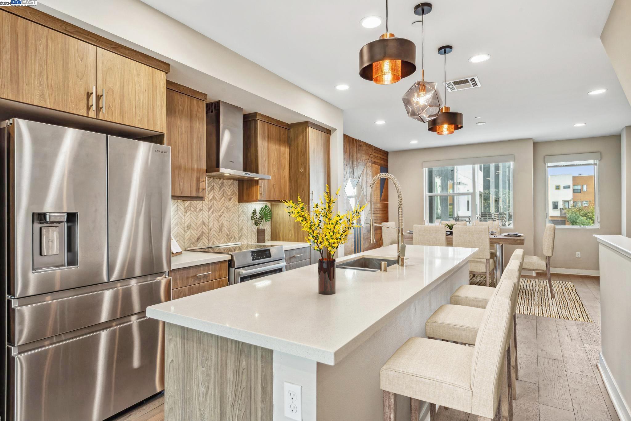 MLS: 41078463 Condo For Sale