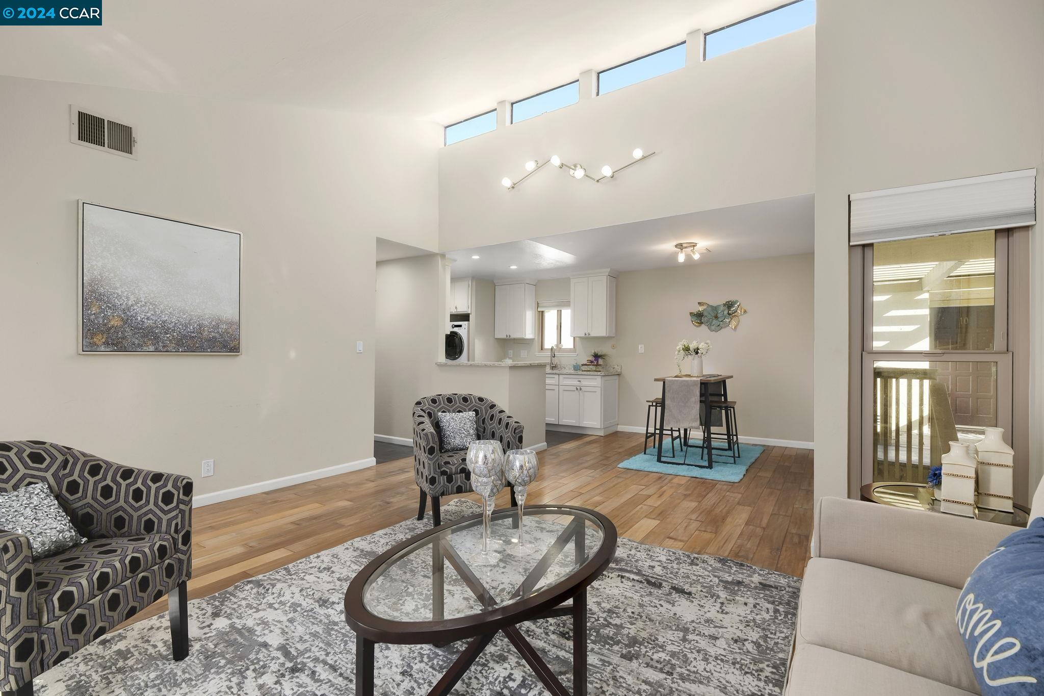 Photo #5: 41078505 Listing 