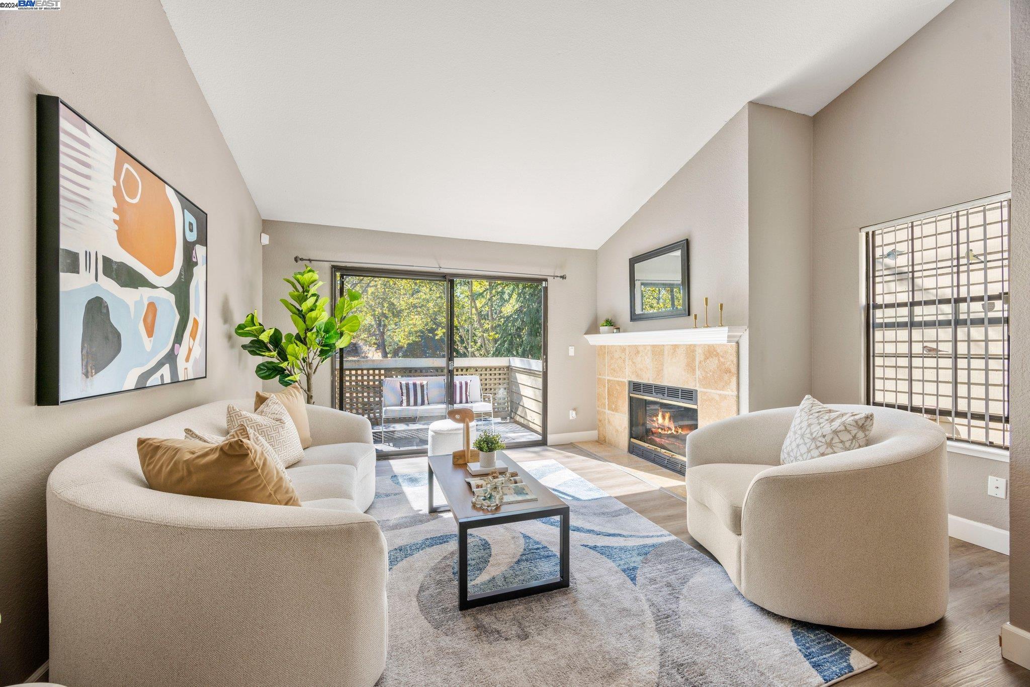 More Details about MLS # 41078541 : 377 EASTRIDGE DR