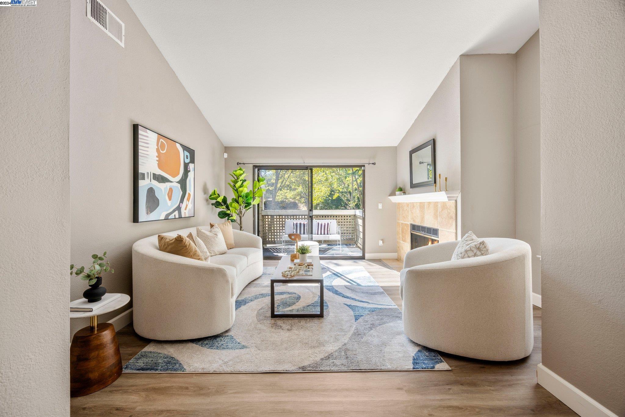 Photo #2: 41078541 Listing 