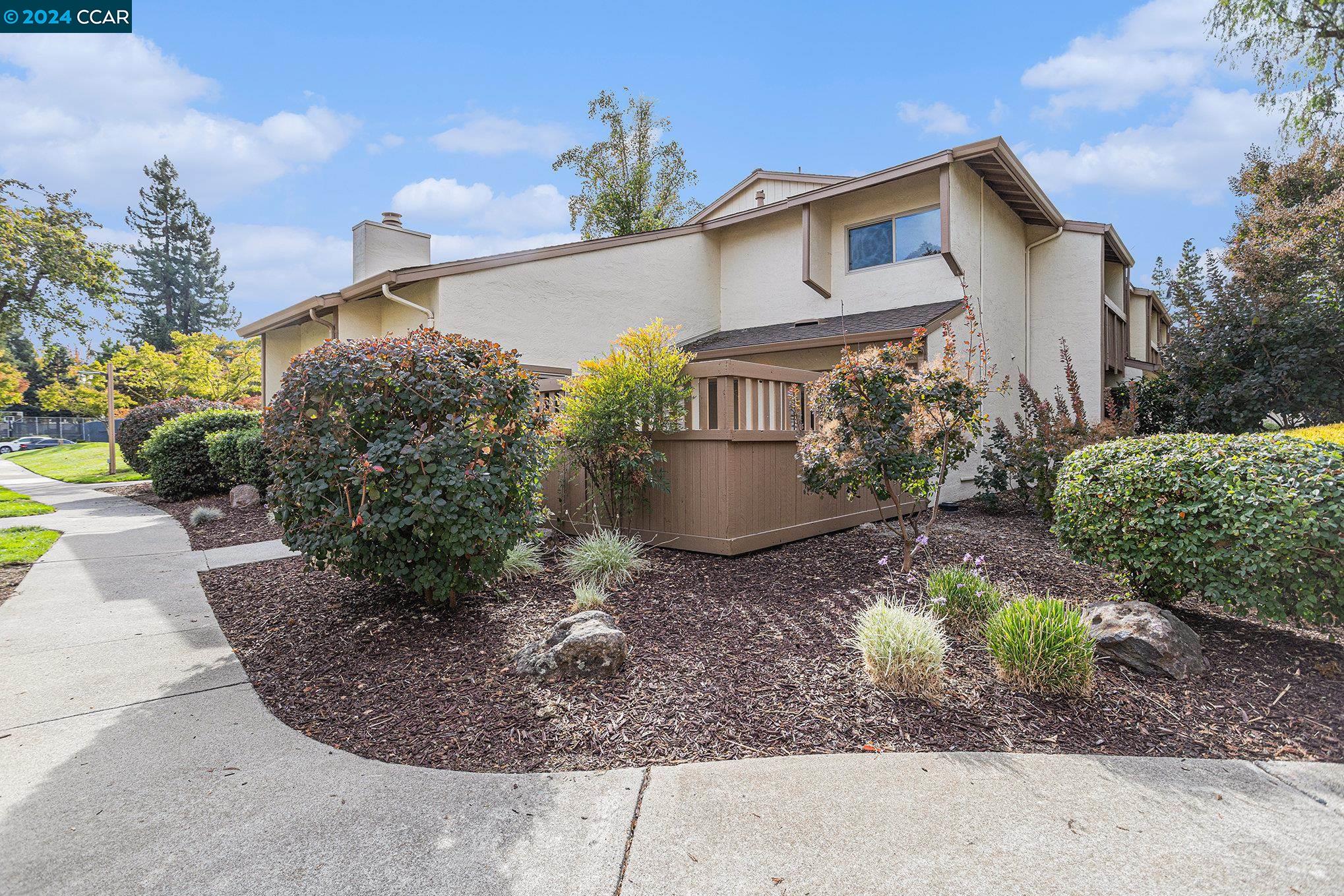 Photo #2: 41078555 Listing 