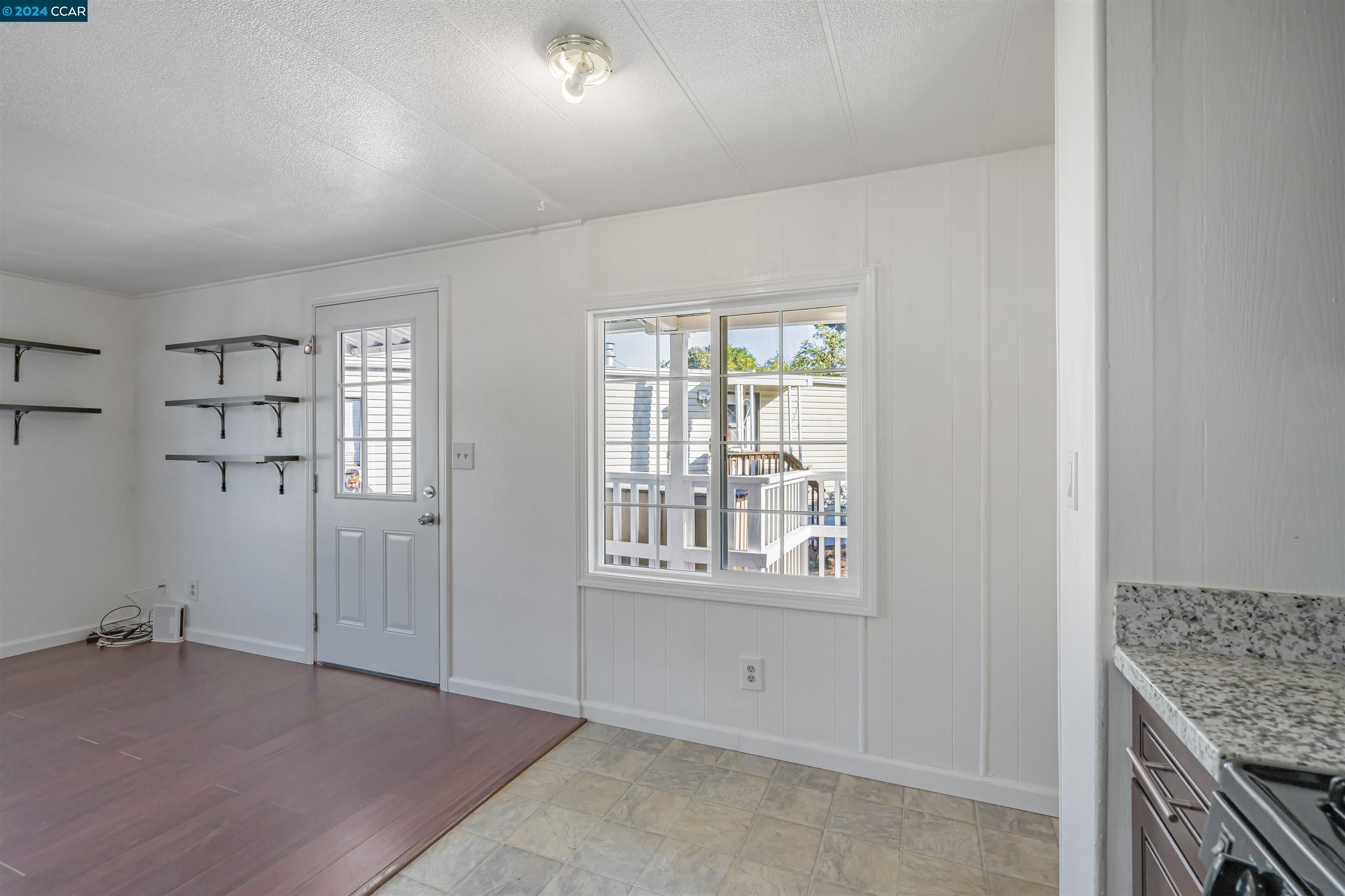 Detail Gallery Image 11 of 18 For 4556 Appian Way #12,  El Sobrante,  CA 94803 - 1 Beds | 1 Baths
