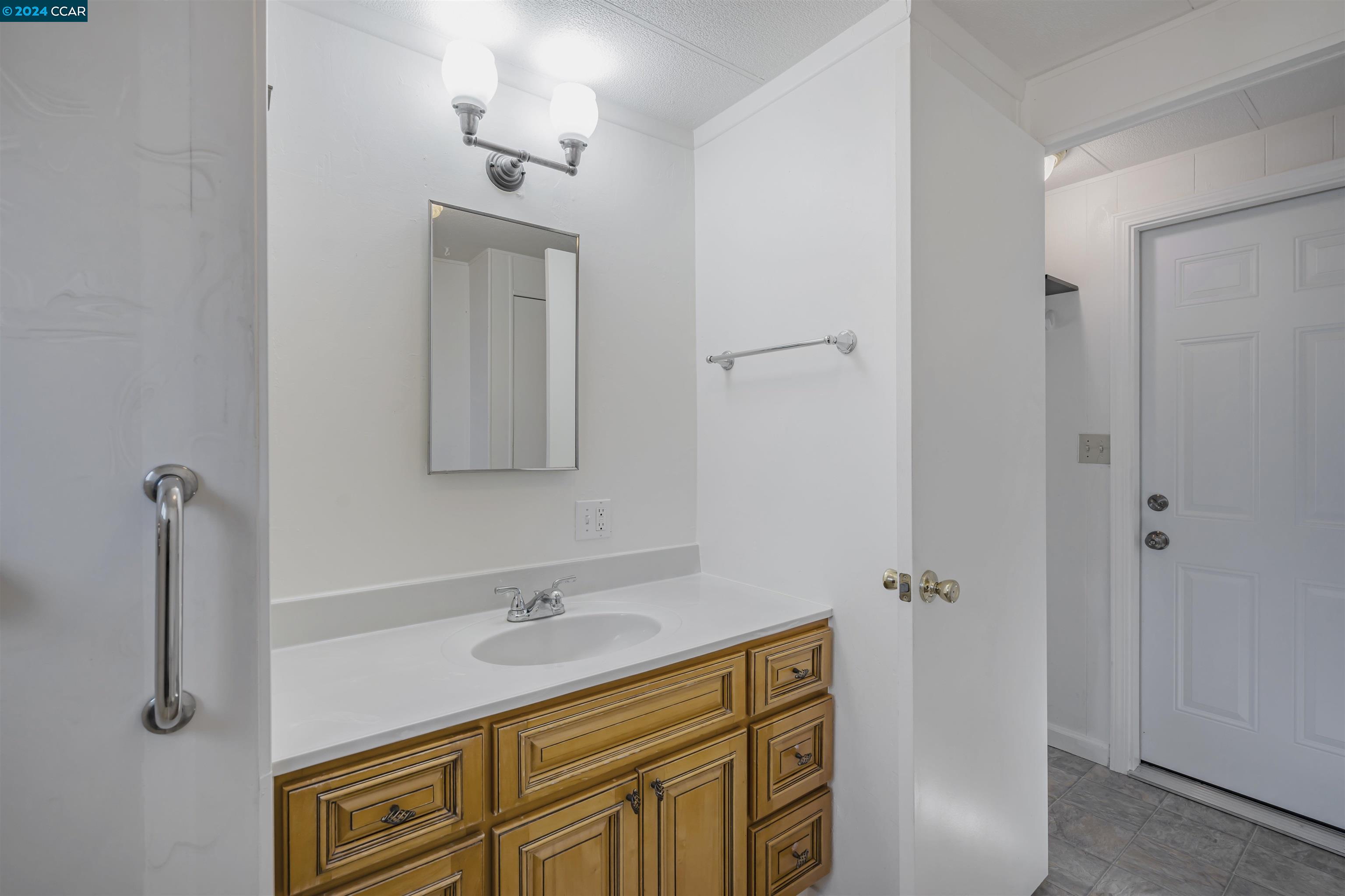 Detail Gallery Image 16 of 18 For 4556 Appian Way #12,  El Sobrante,  CA 94803 - 1 Beds | 1 Baths