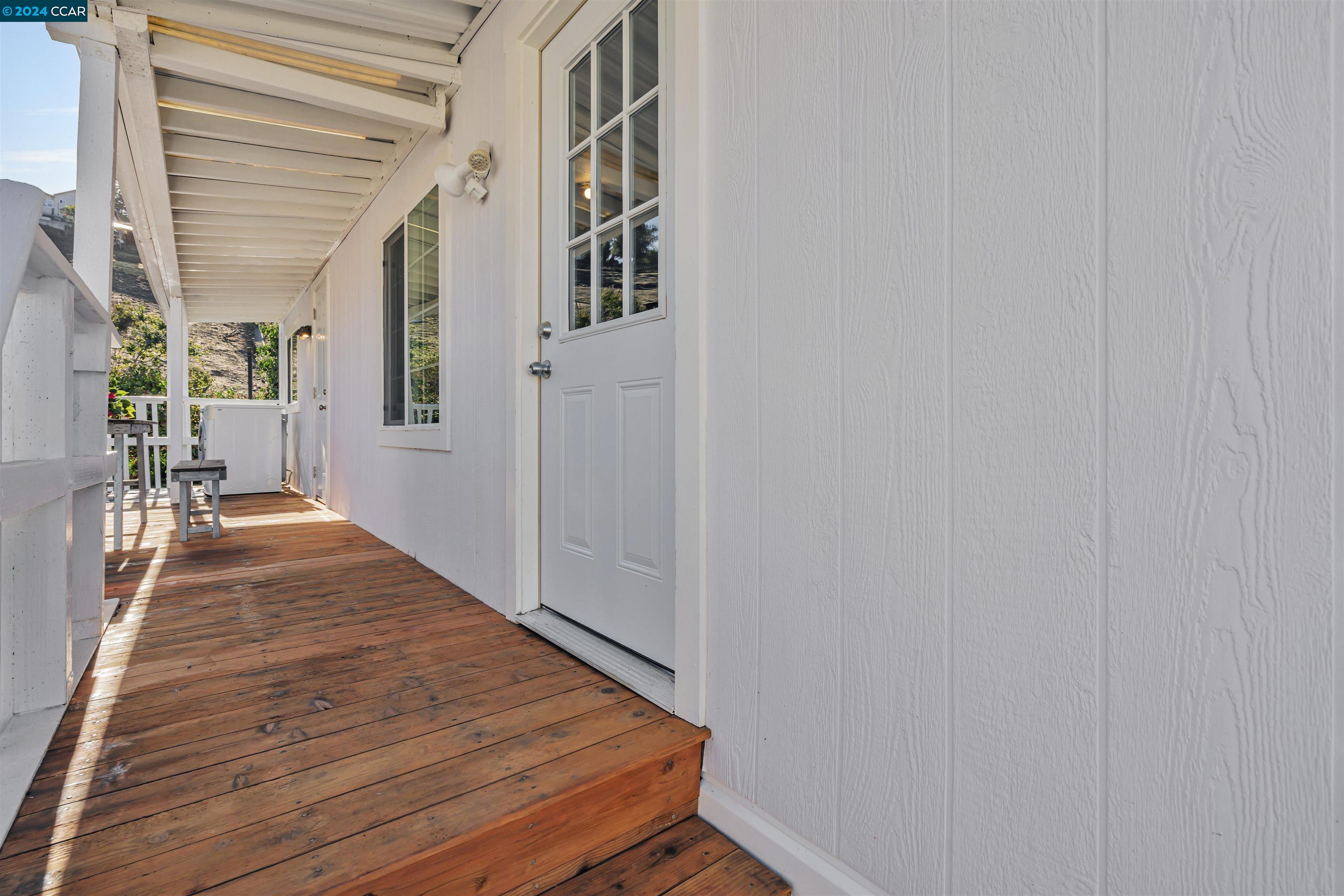 Detail Gallery Image 6 of 18 For 4556 Appian Way #12,  El Sobrante,  CA 94803 - 1 Beds | 1 Baths