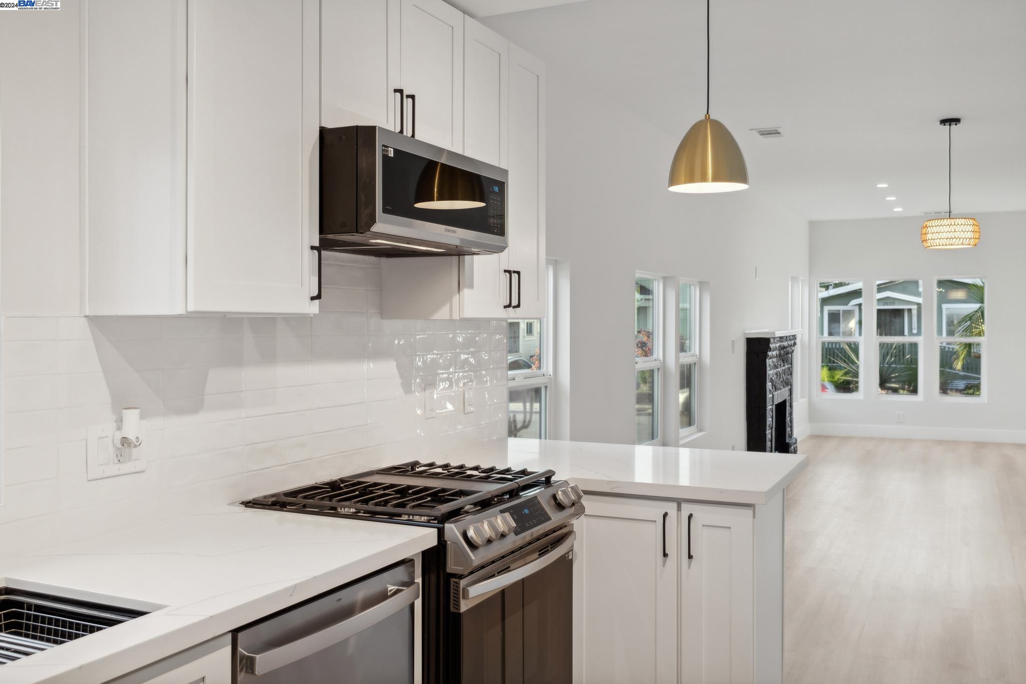 2938 Minna Ave, Oakland, California 94619, 2 Bedrooms Bedrooms, 5 Rooms Rooms,1 BathroomBathrooms,Residential,For Sale,2938 Minna Ave,41078601