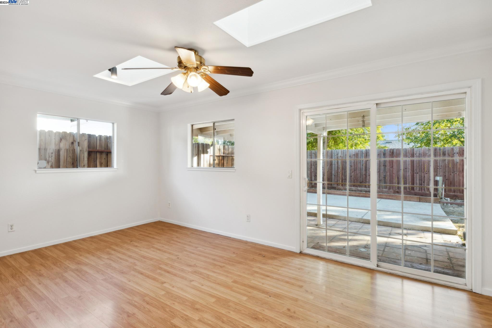 1013 Saint Frances Dr, Antioch, California 94509, 3 Bedrooms Bedrooms, 6 Rooms Rooms,2 BathroomsBathrooms,Residential,For Sale,1013 Saint Frances Dr,41078602