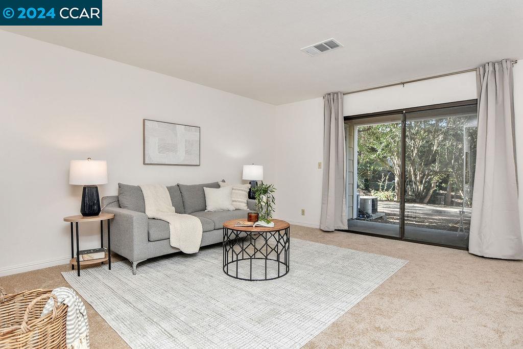 Photo #5: 41078702 Listing 
