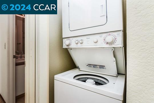 Detail Gallery Image 33 of 52 For 1300 Walden Road #214,  Walnut Creek,  CA 94597 - 2 Beds | 2/1 Baths