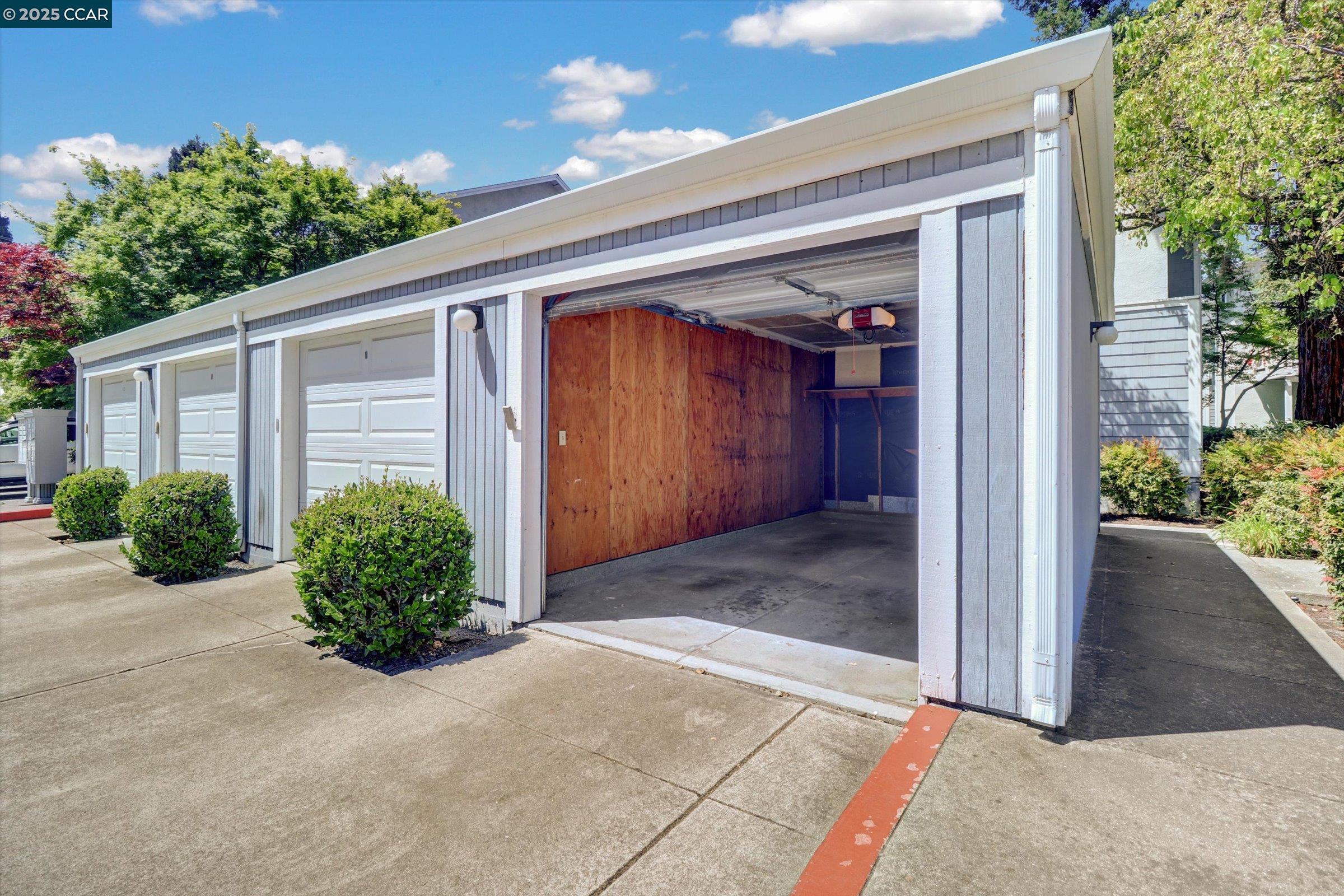 Detail Gallery Image 43 of 52 For 1300 Walden Road #214,  Walnut Creek,  CA 94597 - 2 Beds | 2/1 Baths
