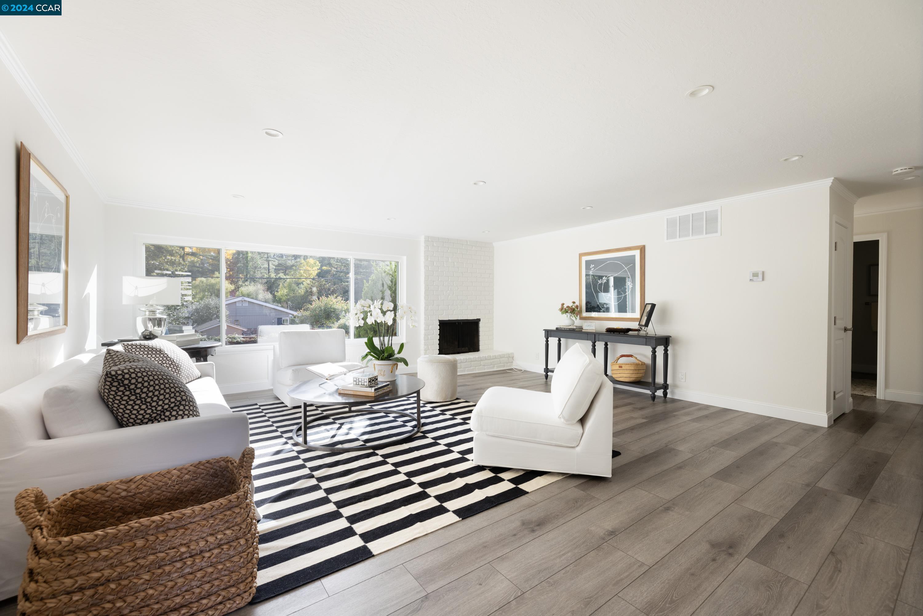 Photo #3: 41078724 Listing 