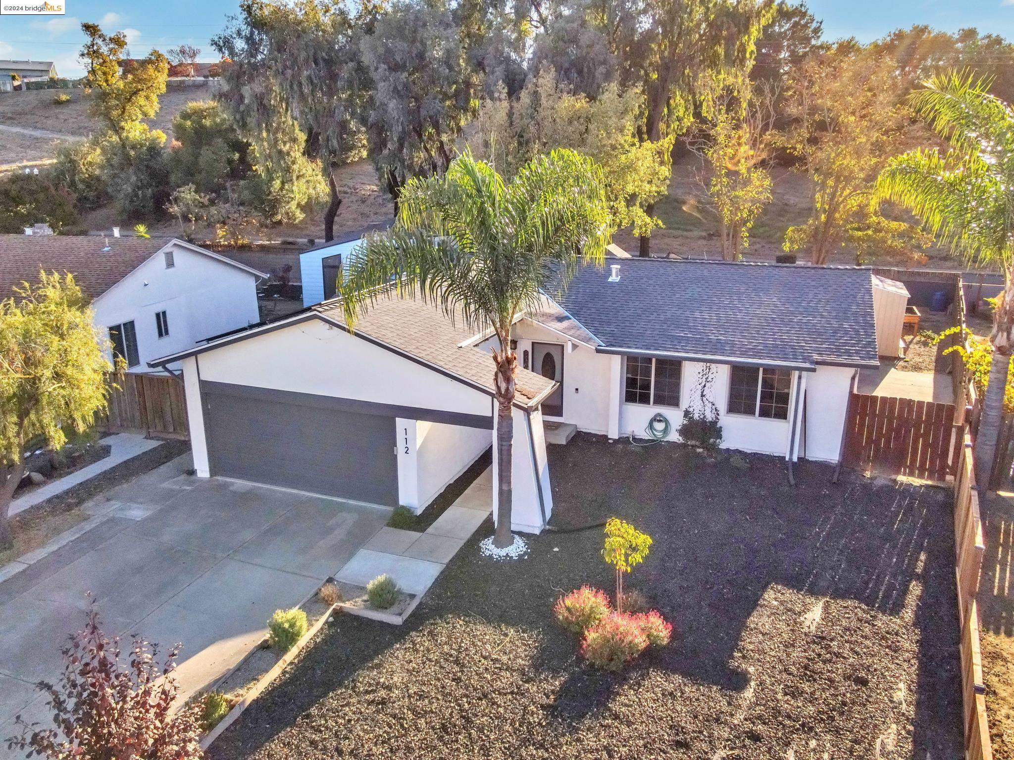 Detail Gallery Image 1 of 23 For 112 Aster Ct., Hercules,  CA 94547 - 3 Beds | 1 Baths