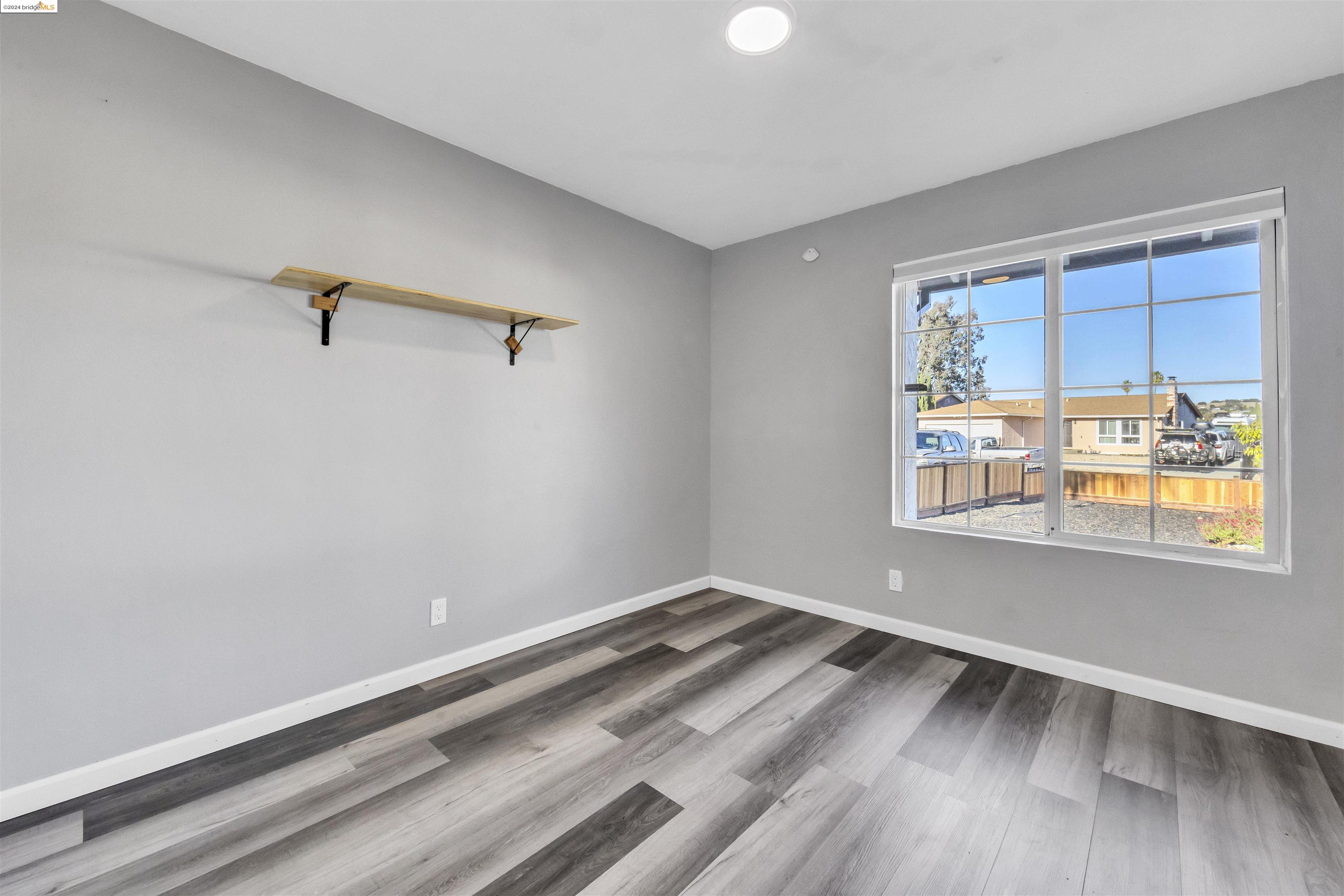 Detail Gallery Image 17 of 23 For 112 Aster Ct., Hercules,  CA 94547 - 3 Beds | 1 Baths
