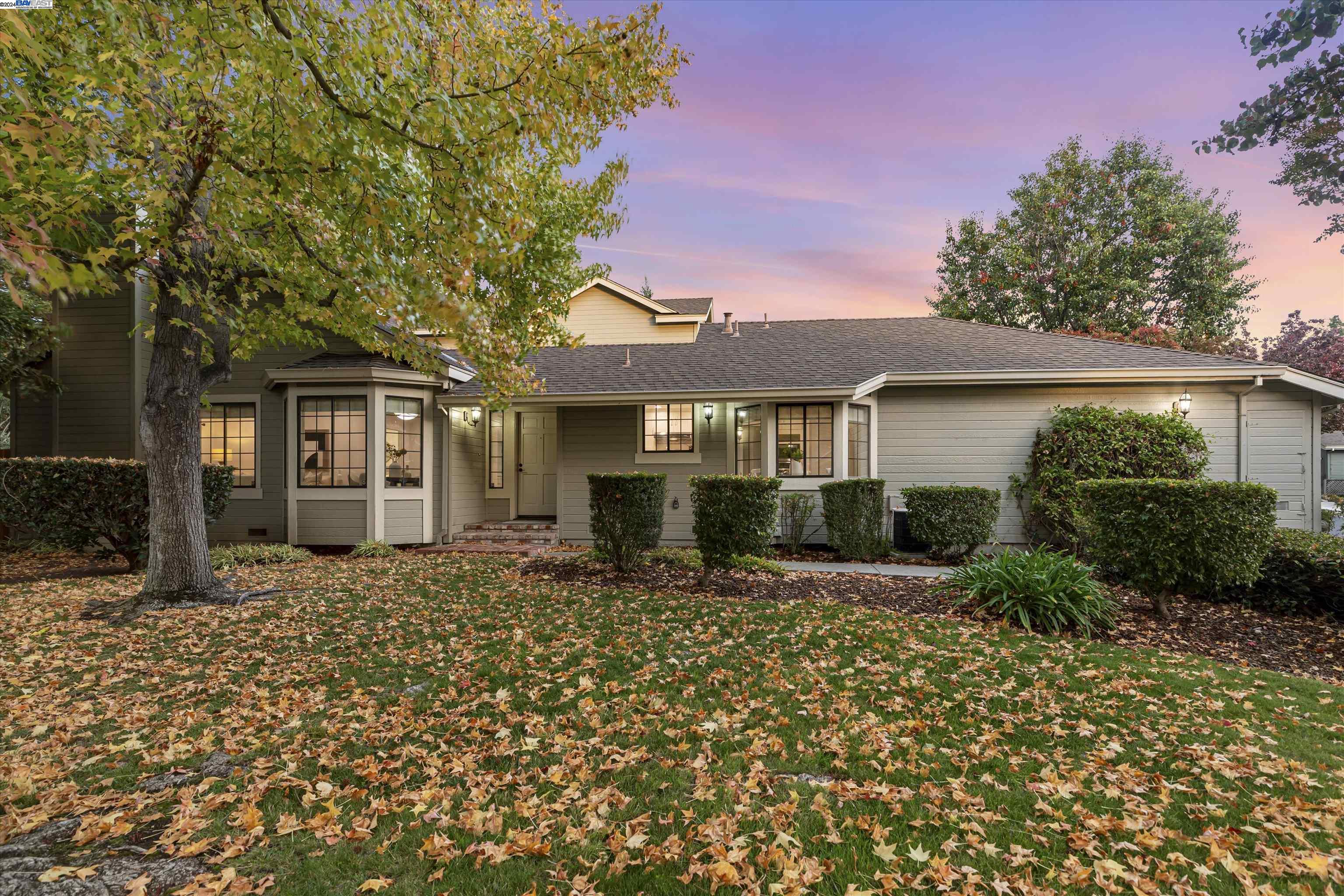 Detail Gallery Image 1 of 1 For 916 Praderia Cir, Fremont,  CA 94539 - 2 Beds | 2 Baths