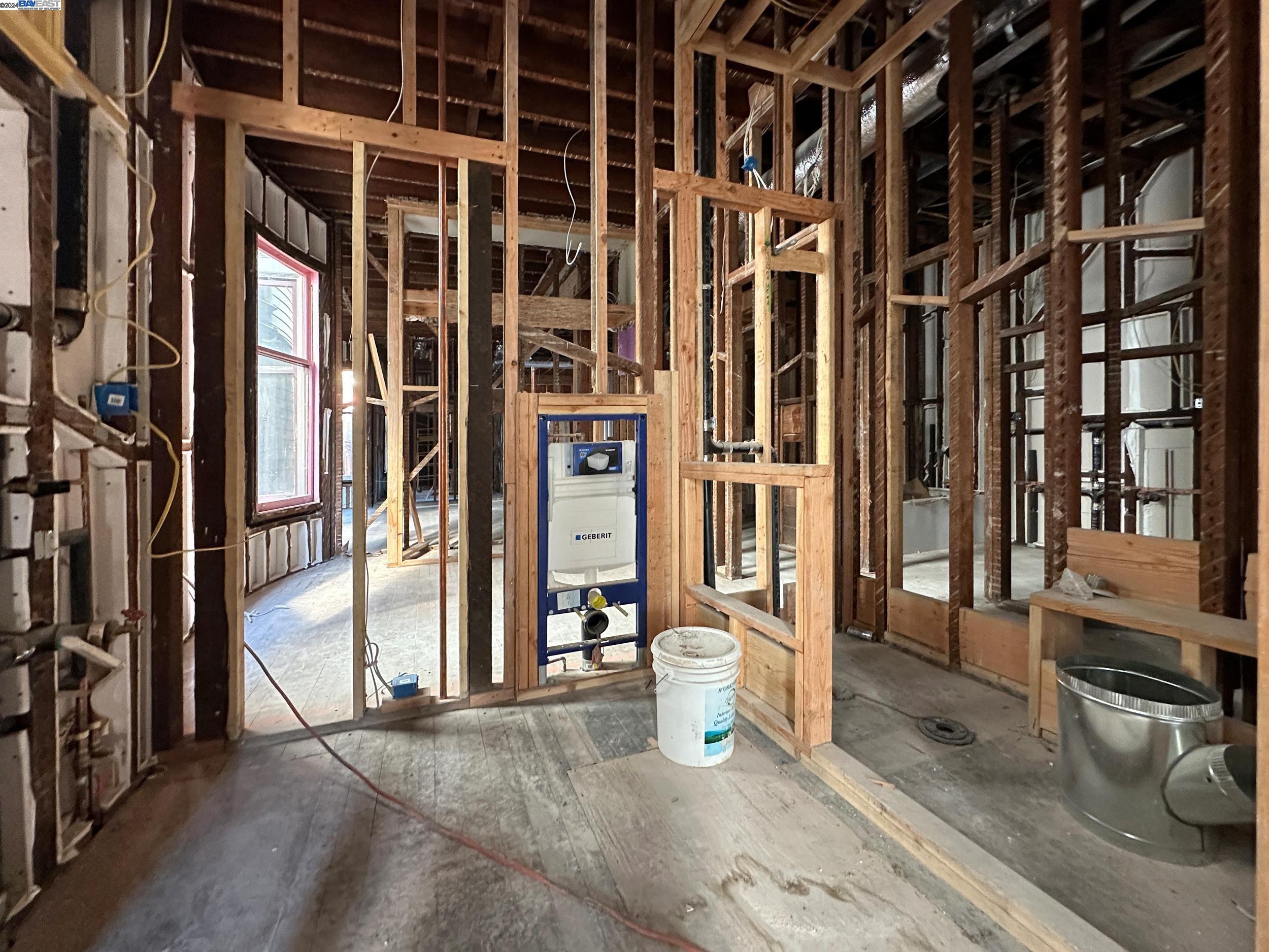 property-img