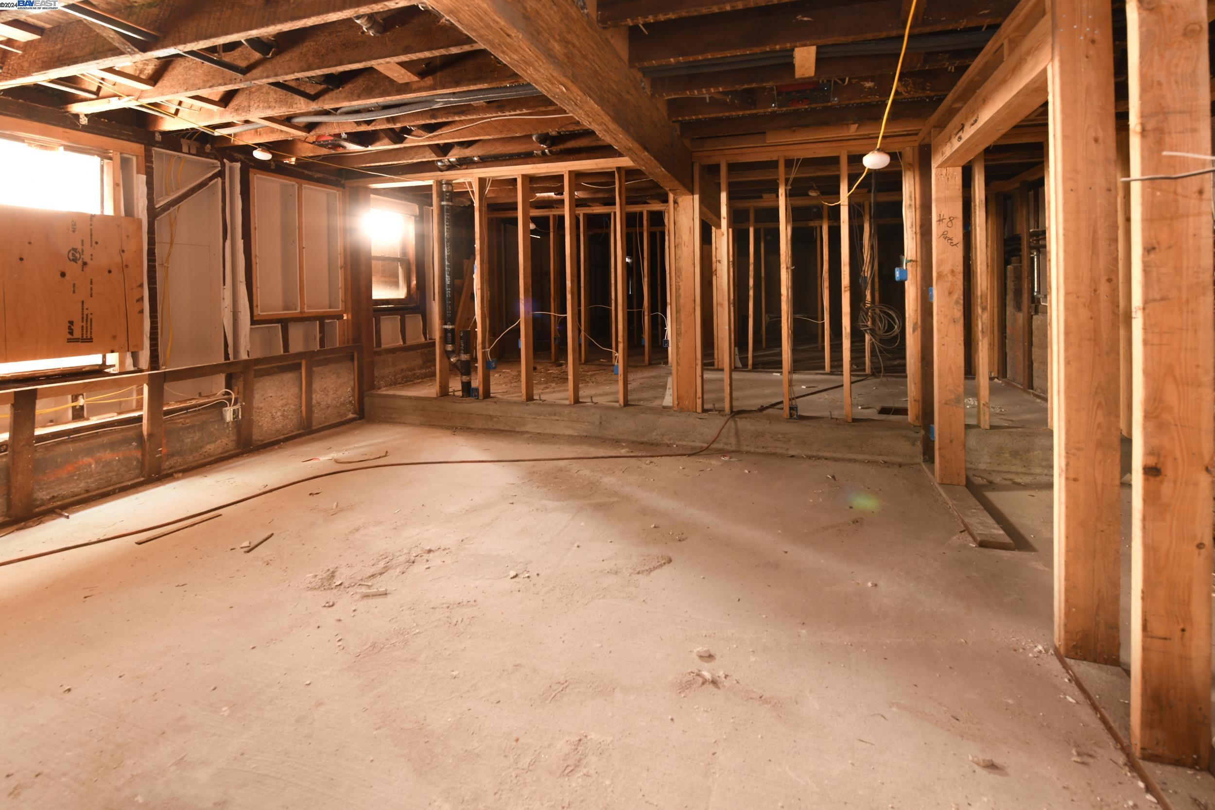 property-img
