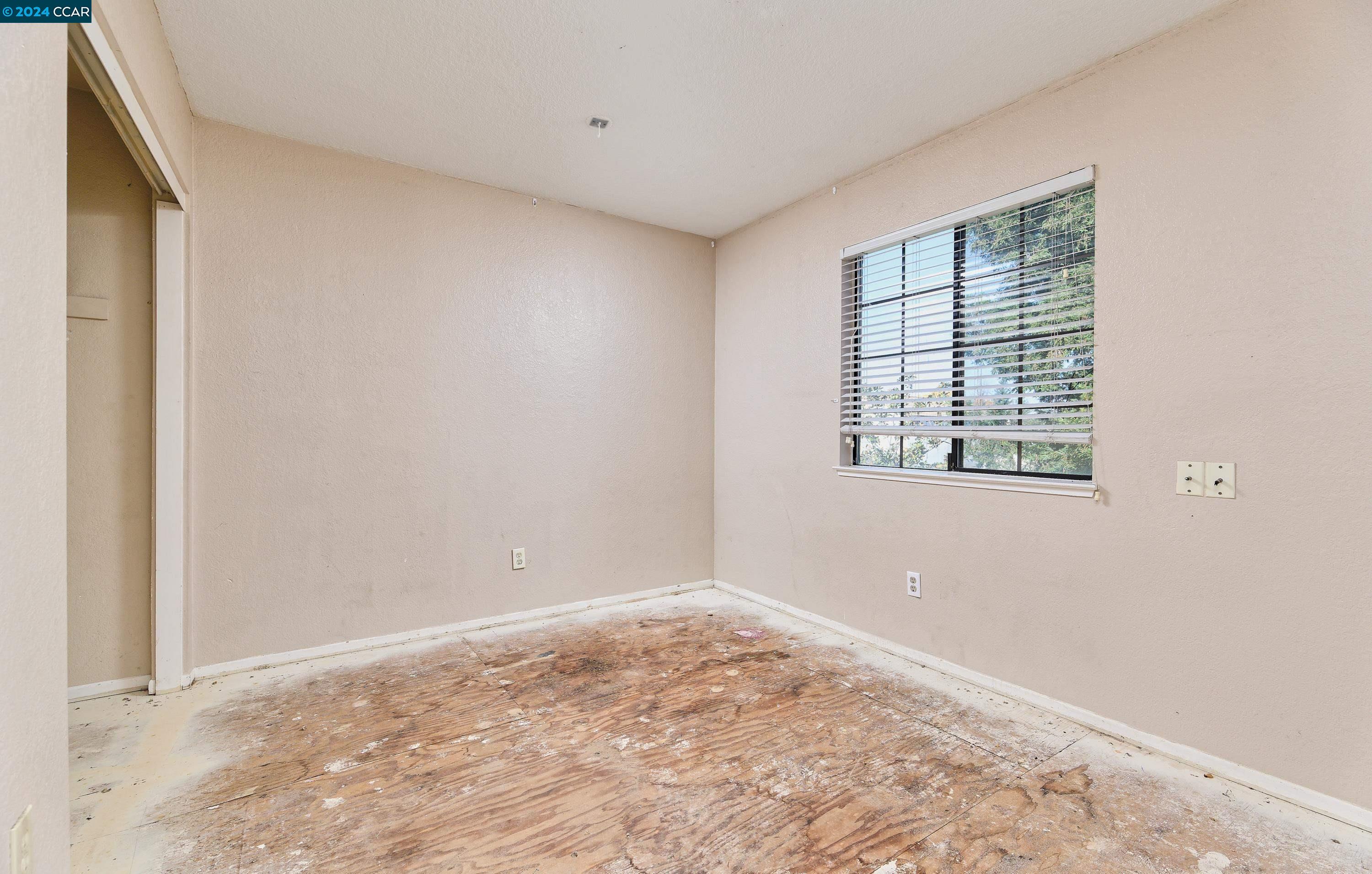 Detail Gallery Image 20 of 26 For 8800 La Margarita Way, Sacramento,  CA 95828 - 4 Beds | 2/1 Baths