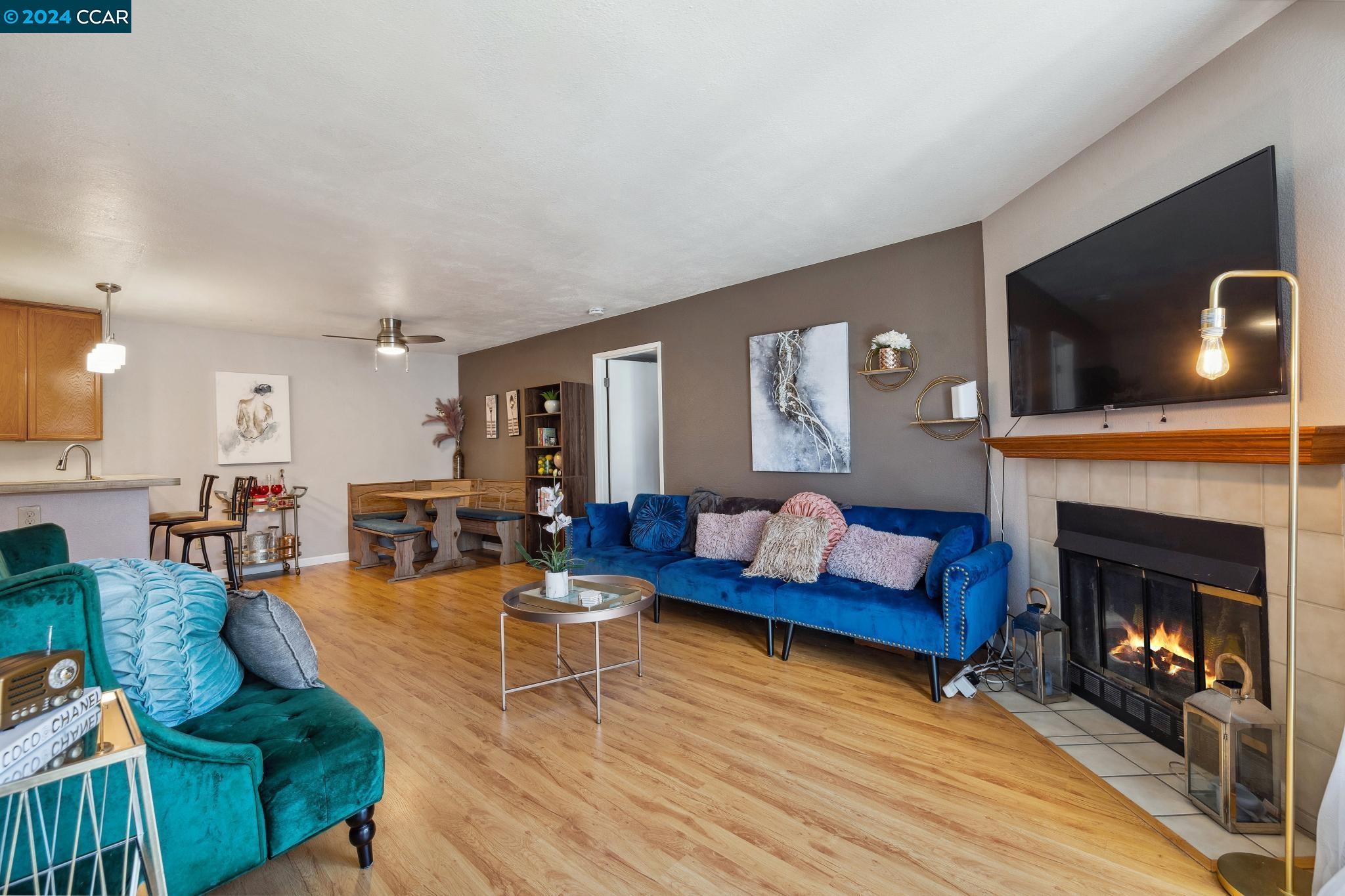 Photo #3: 41078856 Listing 