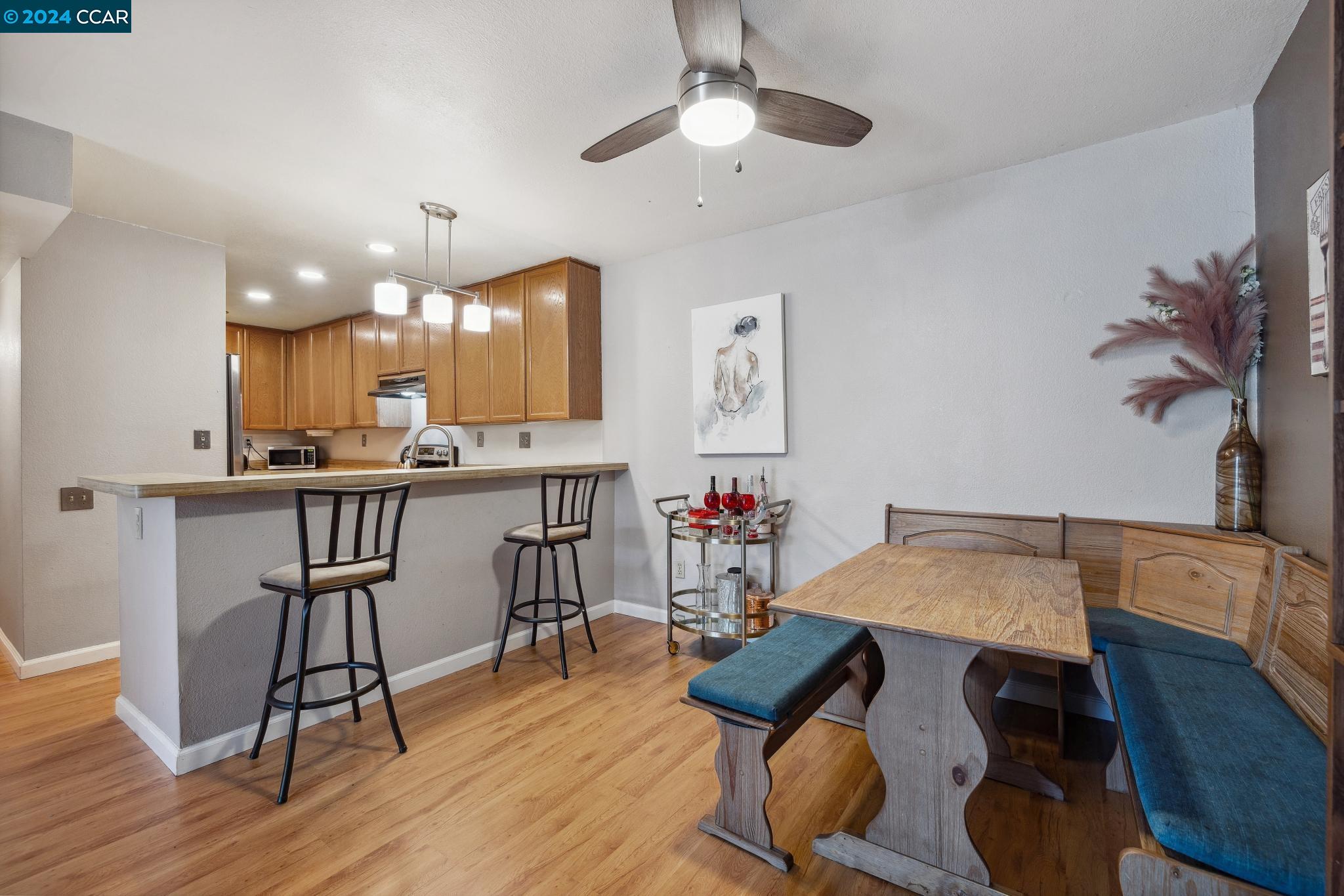 Photo #6: 41078856 Listing 