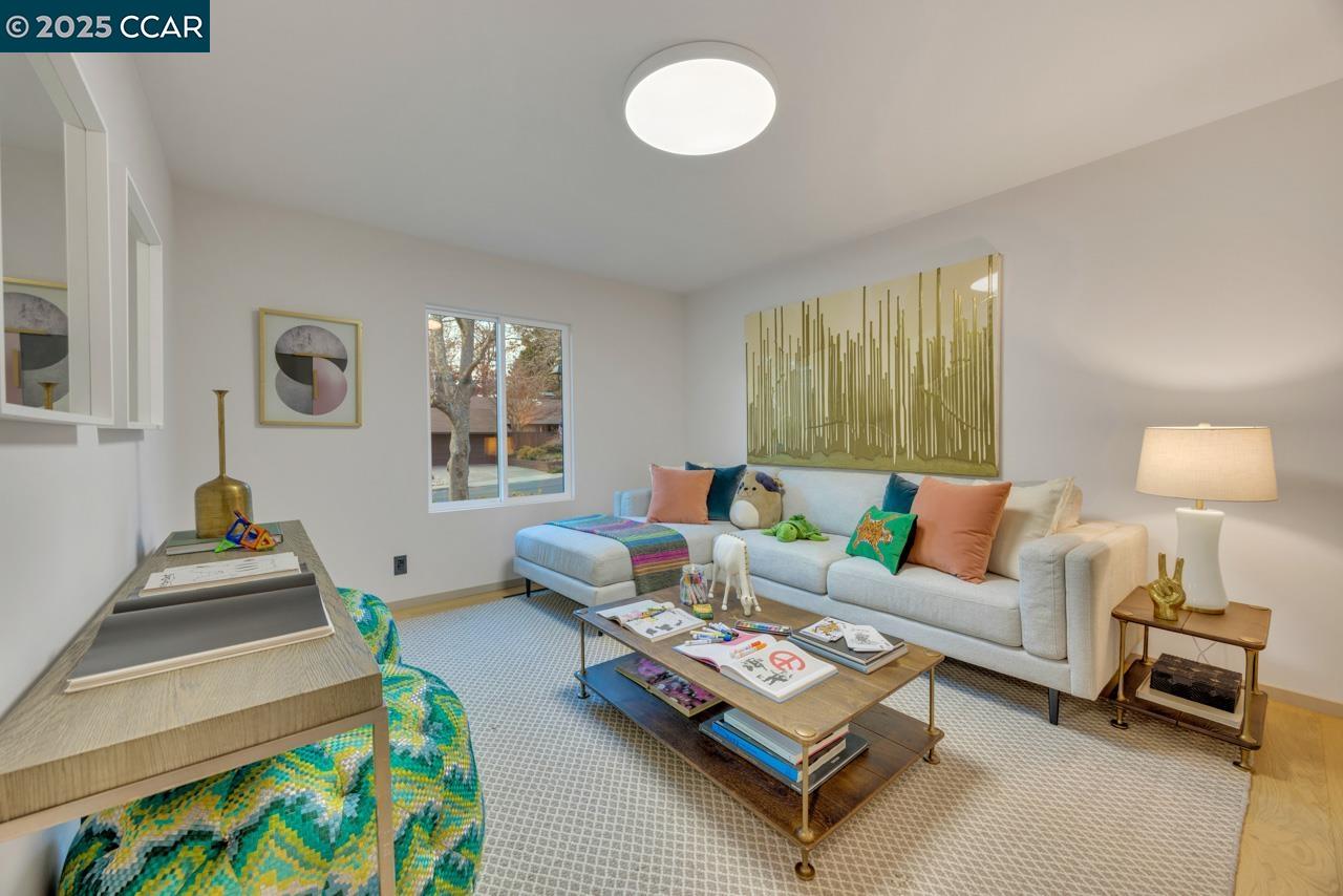Detail Gallery Image 20 of 36 For 560 Old Orchard Dr, Danville,  CA 94526 - 4 Beds | 2/1 Baths