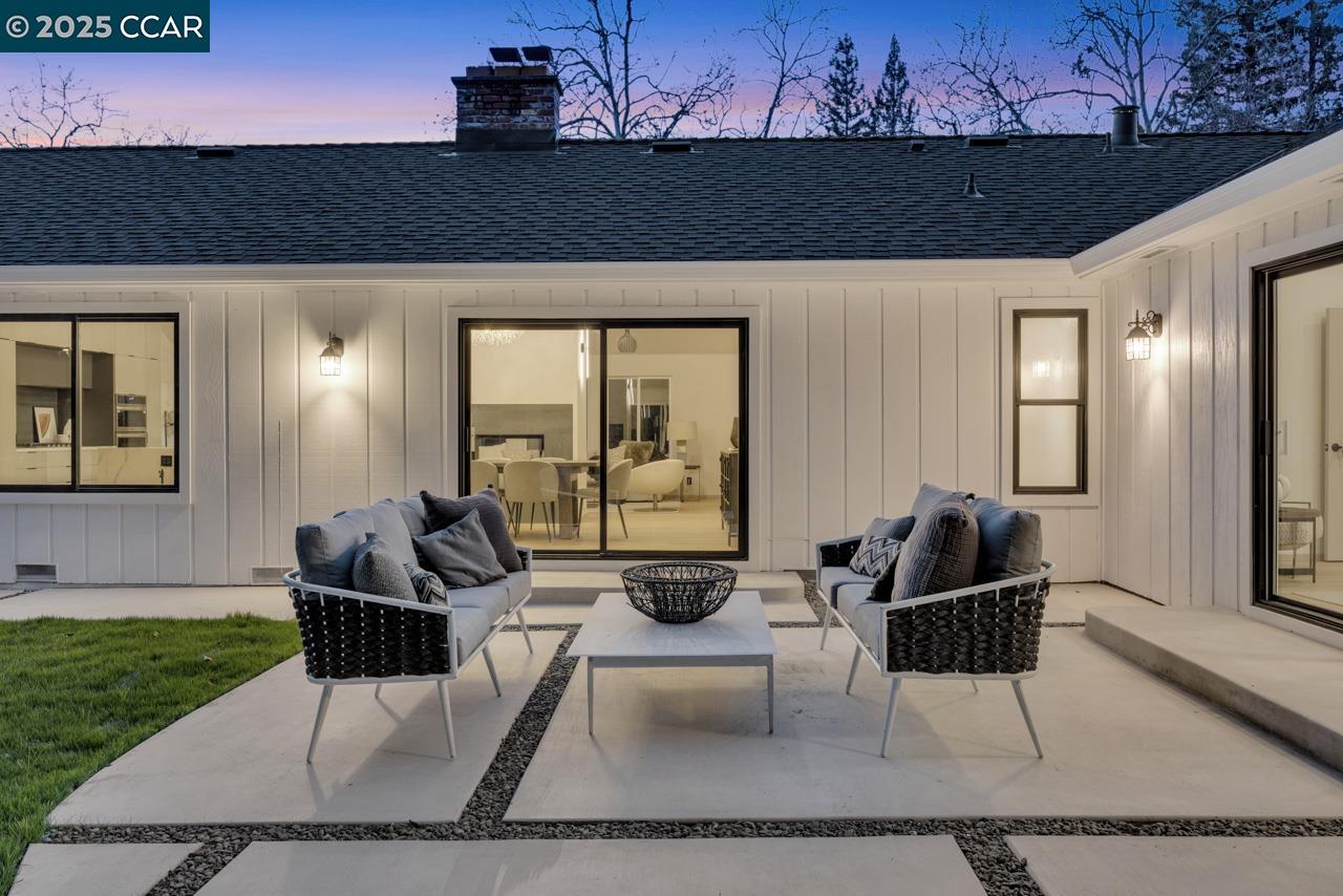 Detail Gallery Image 33 of 36 For 560 Old Orchard Dr, Danville,  CA 94526 - 4 Beds | 2/1 Baths