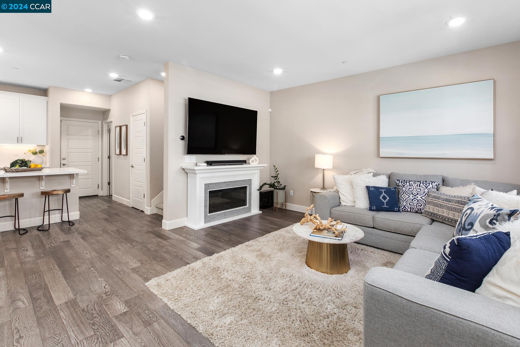 Photo #5: 41078918 Listing 