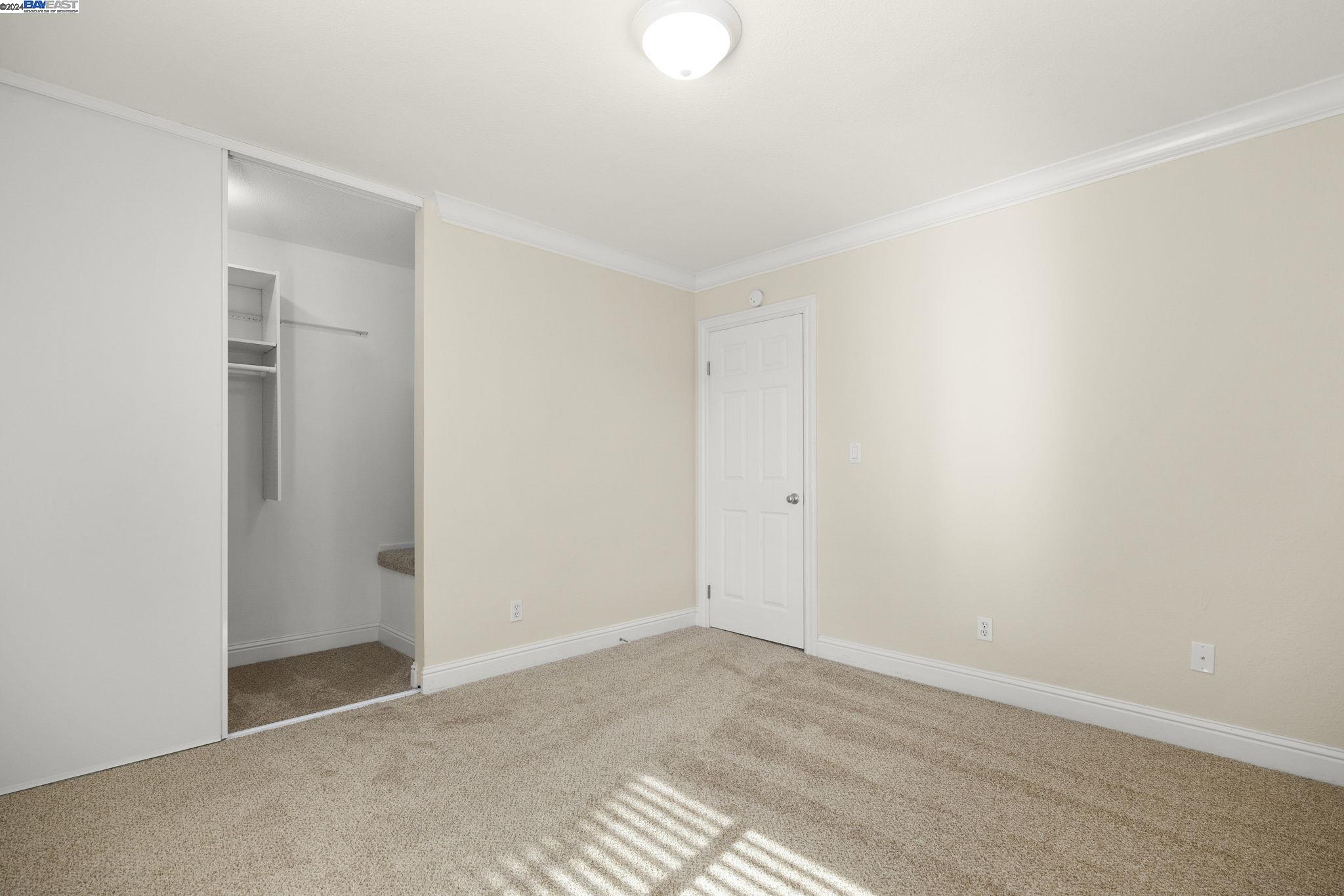 2141 Northwood Cir B