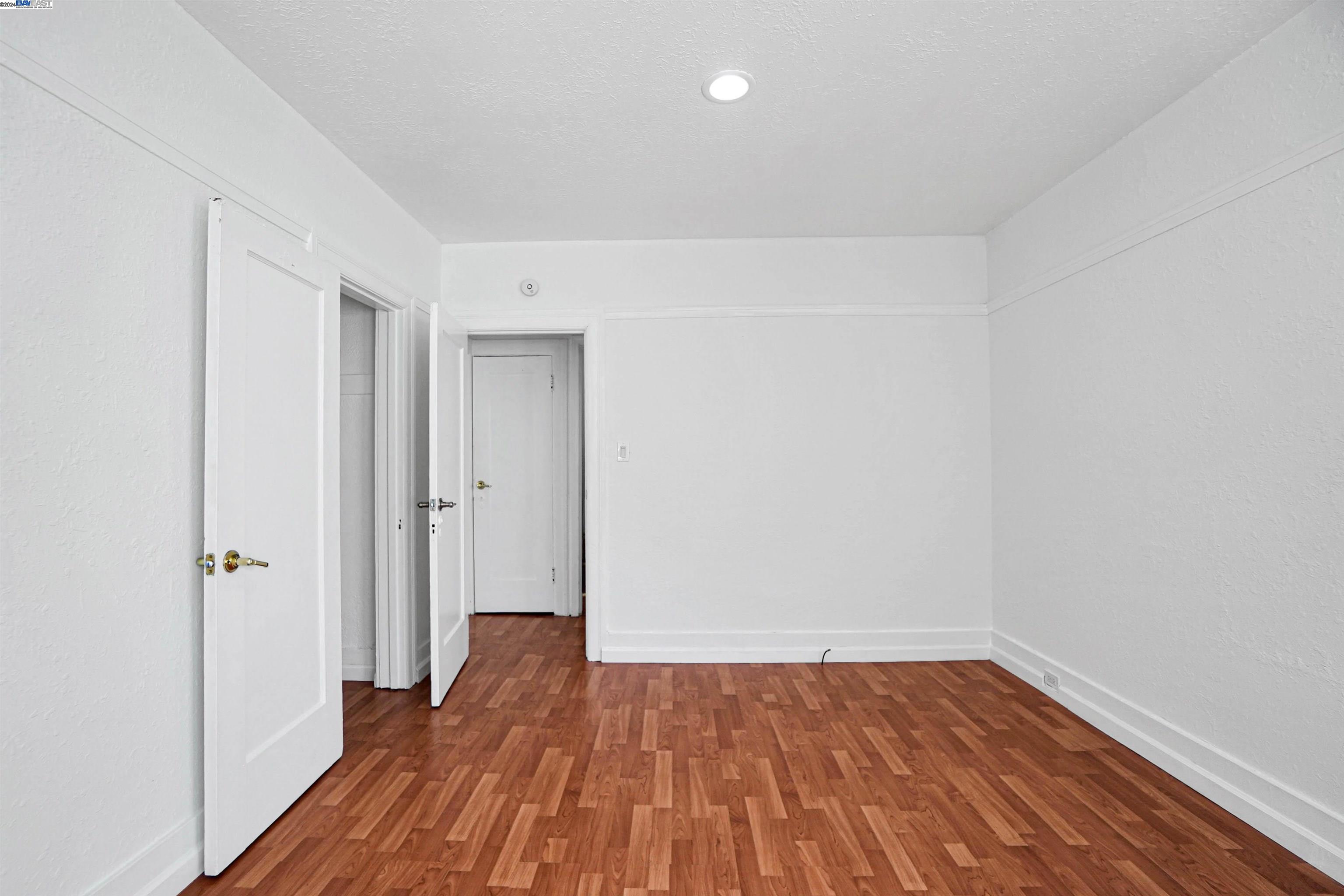 2006 14Th Ave, Oakland, California 94606, 3 Bedrooms Bedrooms, 5 Rooms Rooms,2 BathroomsBathrooms,Residential,For Sale,2006 14Th Ave,41078929
