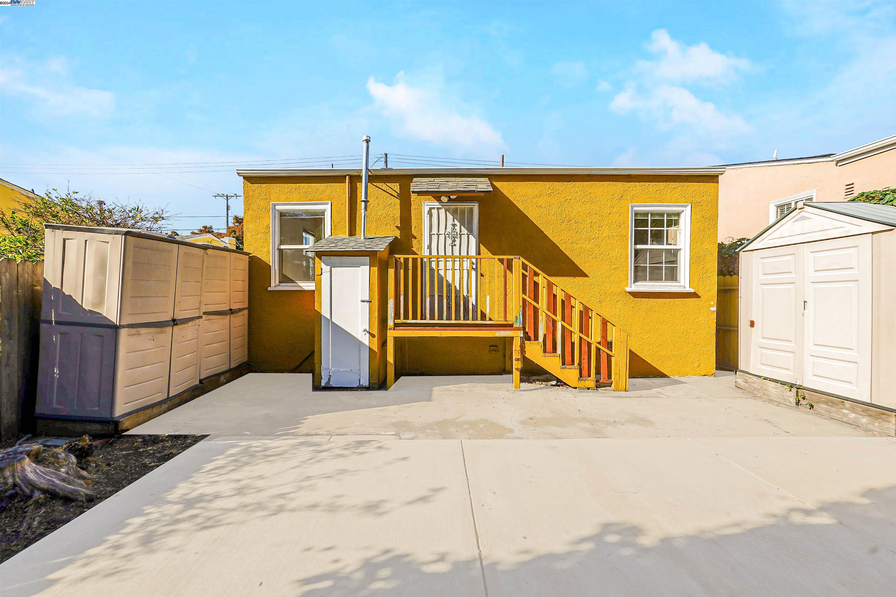 2006 14Th Ave, Oakland, California 94606, 3 Bedrooms Bedrooms, 5 Rooms Rooms,2 BathroomsBathrooms,Residential,For Sale,2006 14Th Ave,41078929