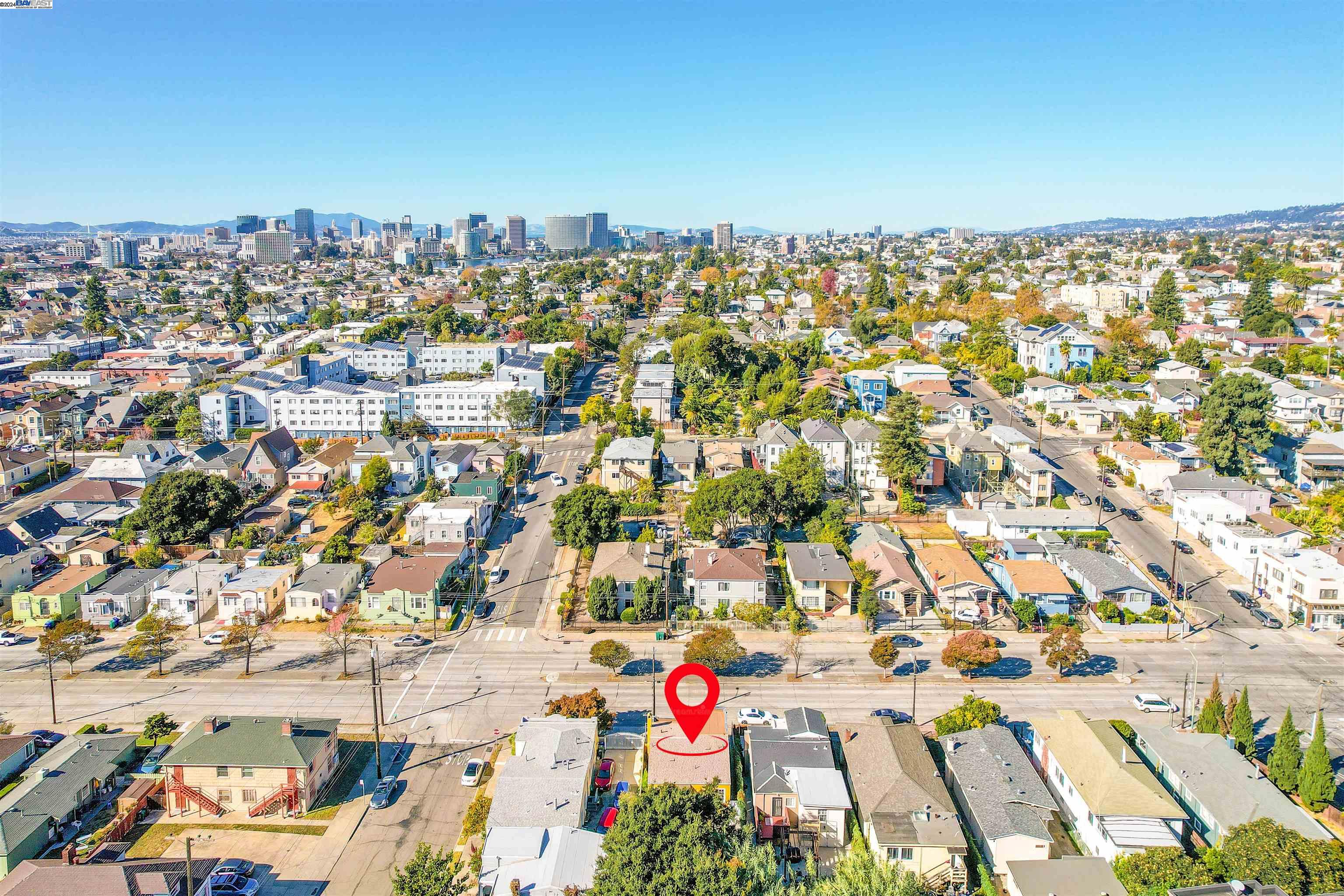 2006 14Th Ave, Oakland, California 94606, 3 Bedrooms Bedrooms, 5 Rooms Rooms,2 BathroomsBathrooms,Residential,For Sale,2006 14Th Ave,41078929
