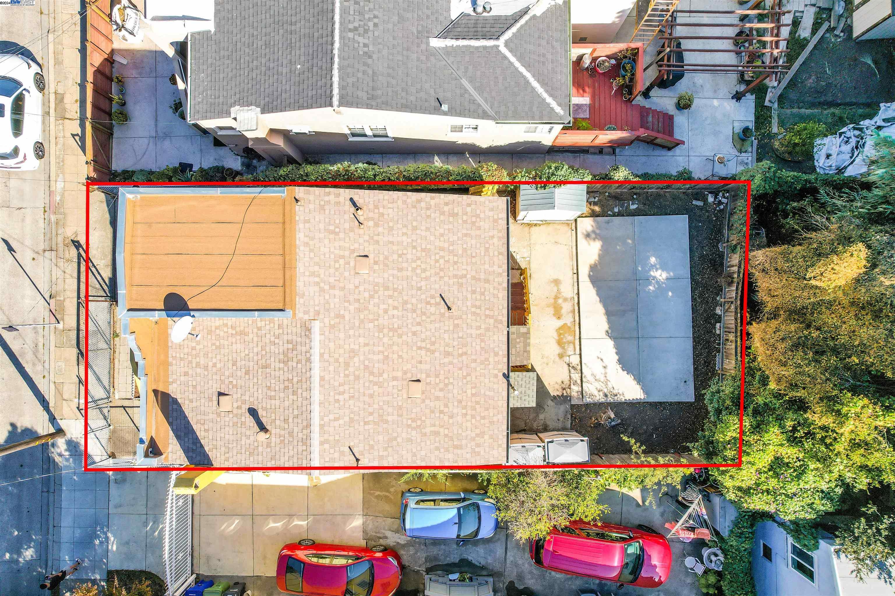 2006 14Th Ave, Oakland, California 94606, 3 Bedrooms Bedrooms, 5 Rooms Rooms,2 BathroomsBathrooms,Residential,For Sale,2006 14Th Ave,41078929