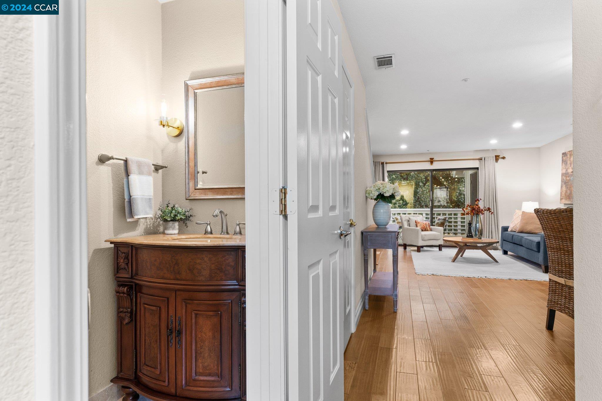 Photo #5: 41078991 Listing 