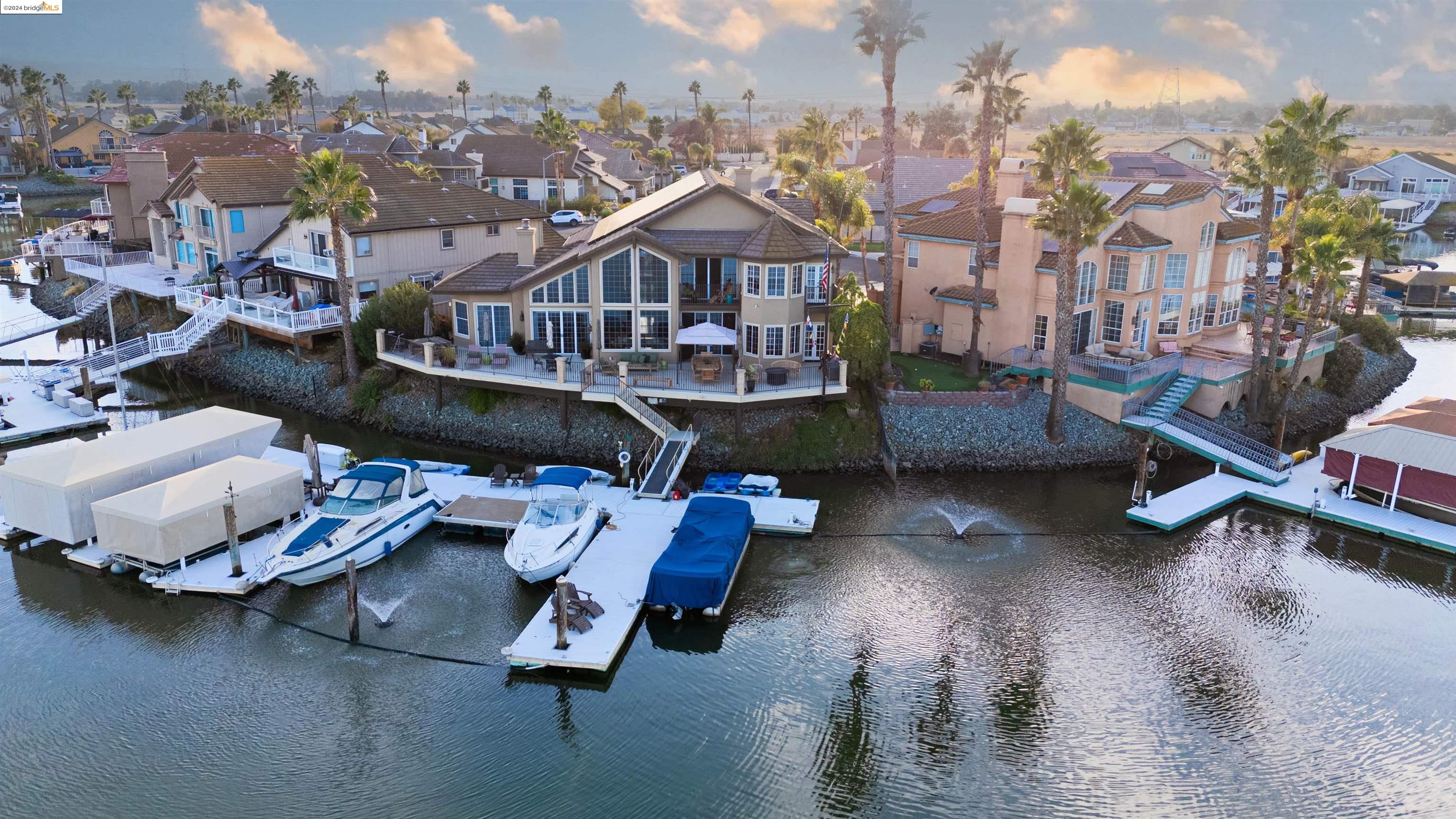 Detail Gallery Image 1 of 1 For 4036 Capstan Pl, Discovery Bay,  CA 94505 - 5 Beds | 4 Baths