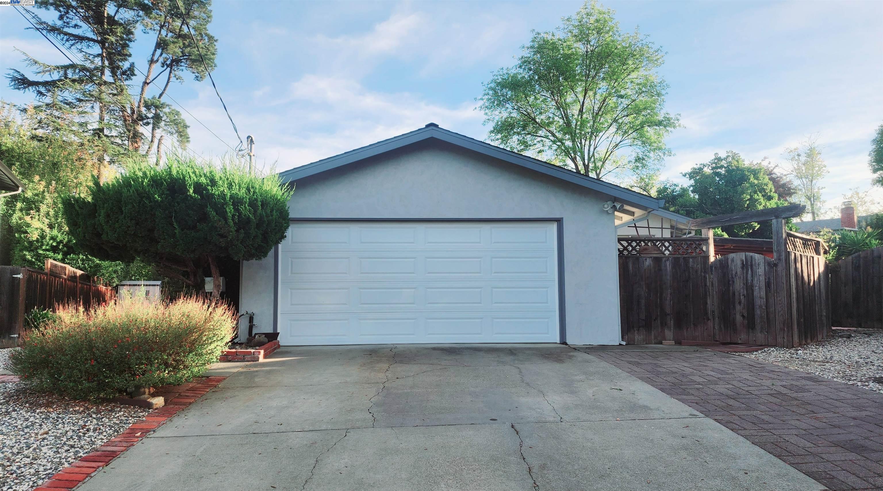 Detail Gallery Image 1 of 1 For 4565 Entrada Ct., Pleasanton,  CA 94566 - 3 Beds | 2 Baths