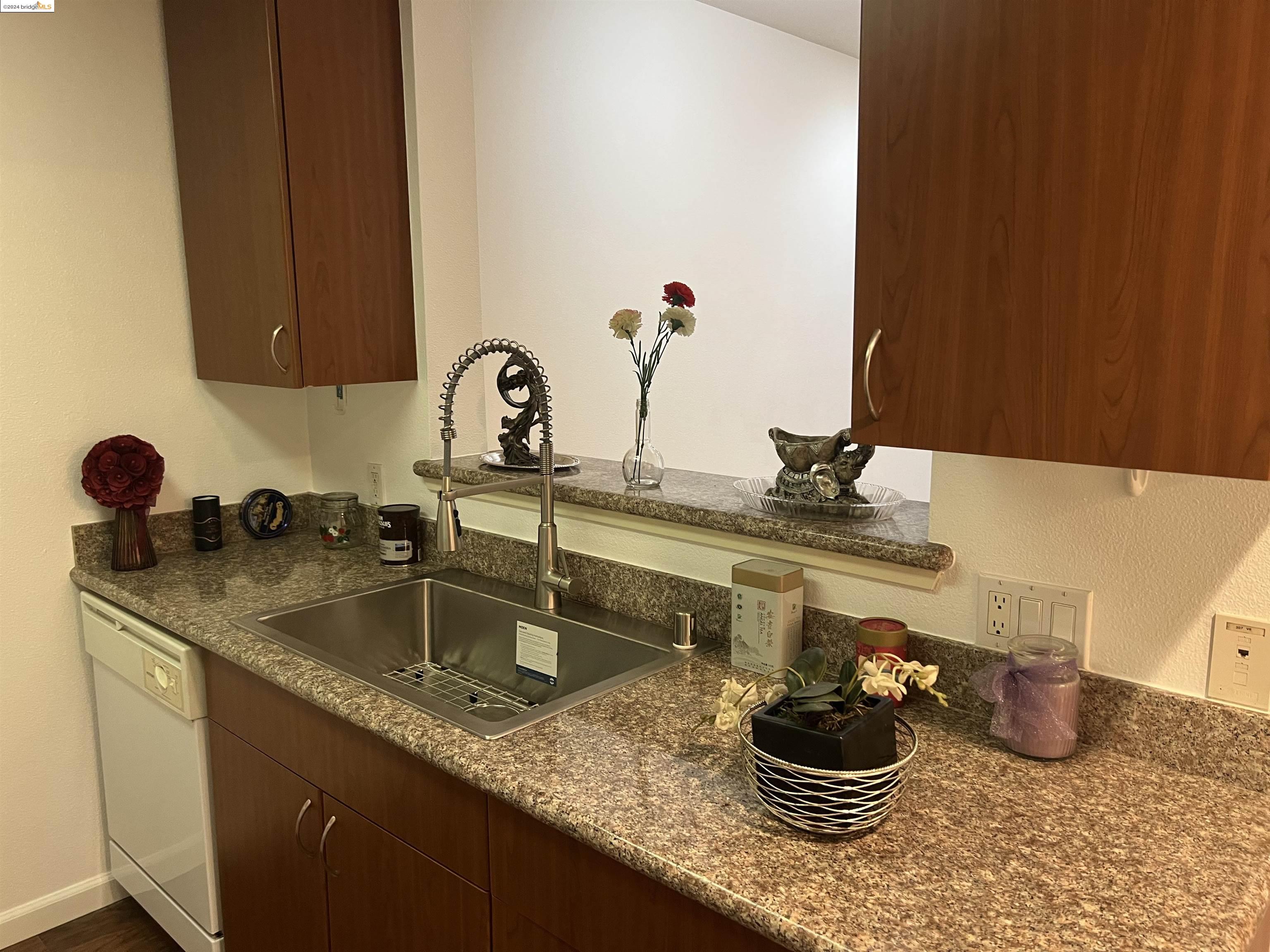 Photo #12: 41079023 Listing: Photo #12