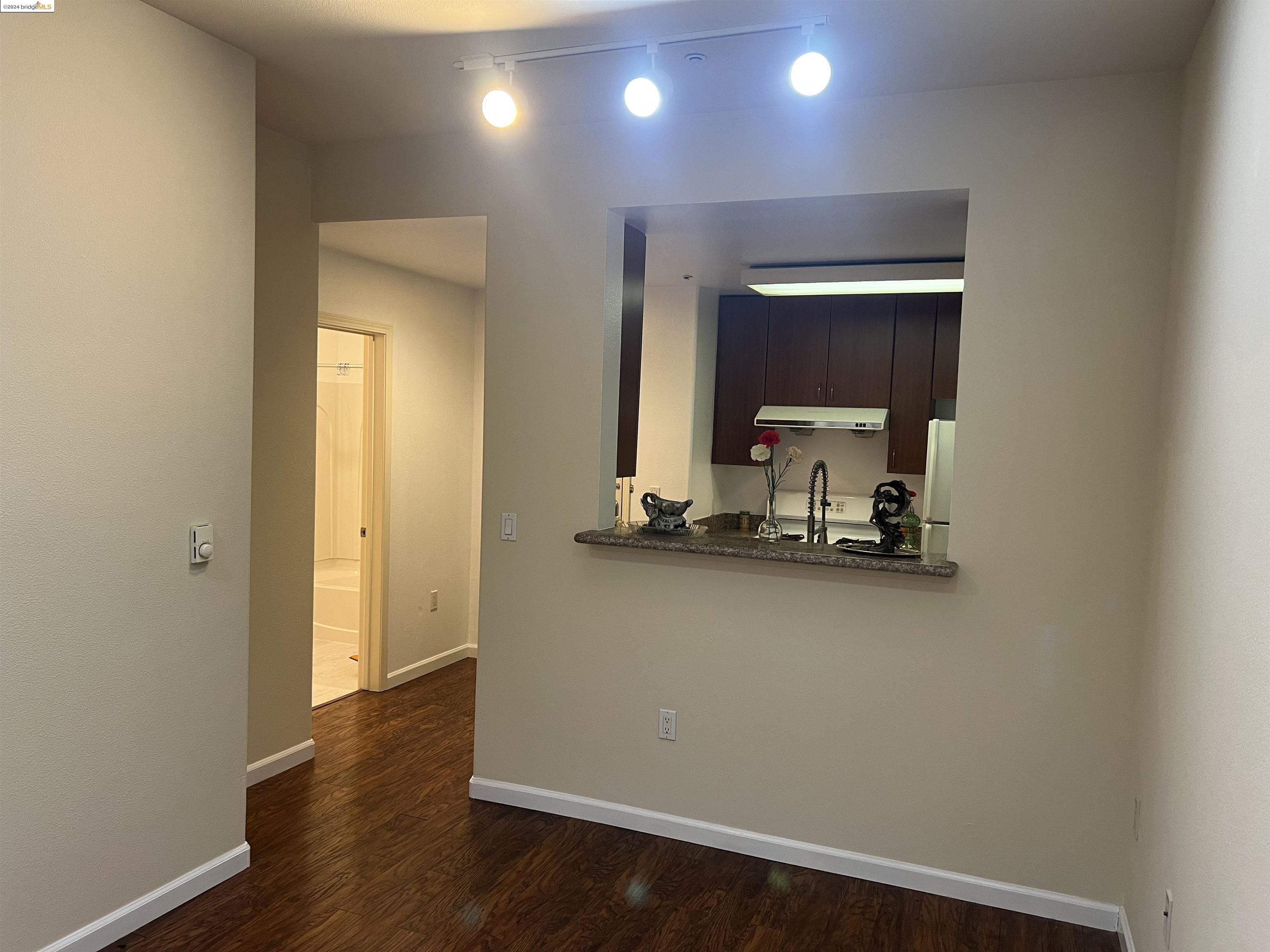 989 Franklin Street # 307, Oakland, California 94607, 1 Bedroom Bedrooms, 2 Rooms Rooms,1 BathroomBathrooms,Residential,For Sale,989 Franklin Street # 307,41079023