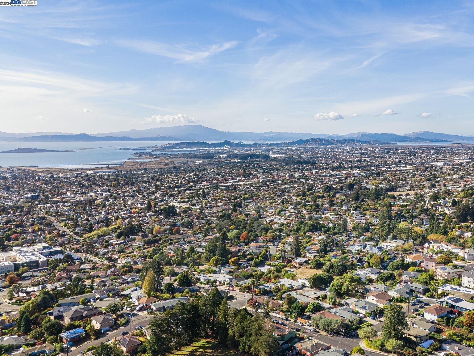 Detail Gallery Image 56 of 59 For 7804 Eureka Ave, El Cerrito,  CA 94530 - 3 Beds | 3/1 Baths