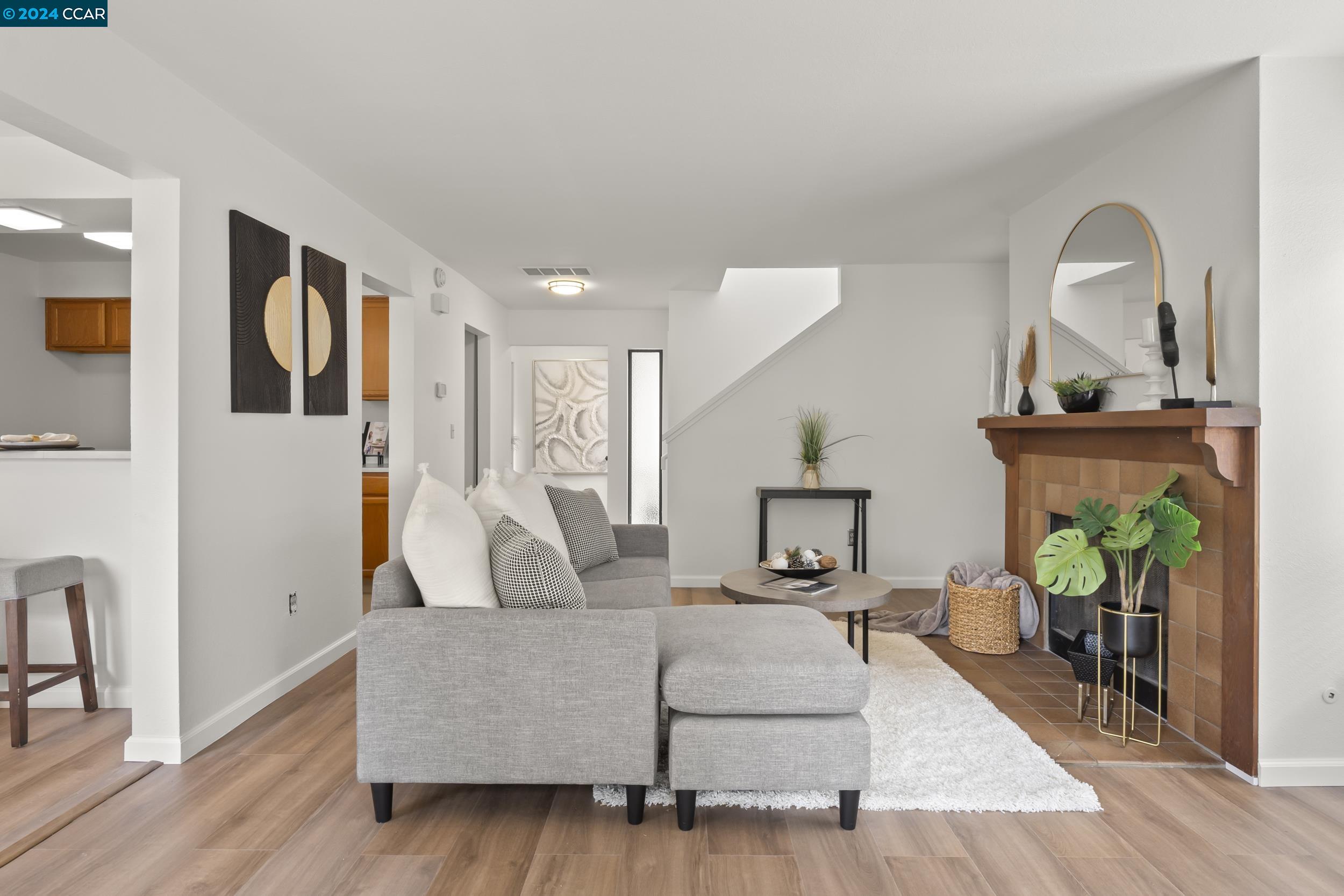 Photo #5: 41079038 Listing 